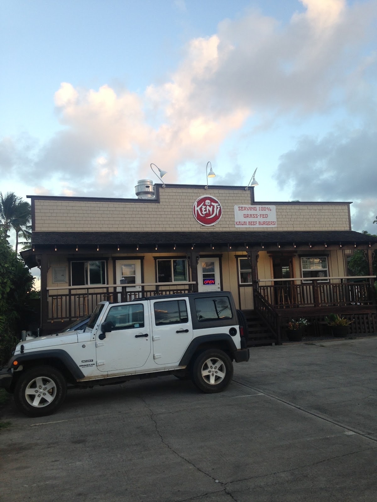Kenji Burger Kapaa
