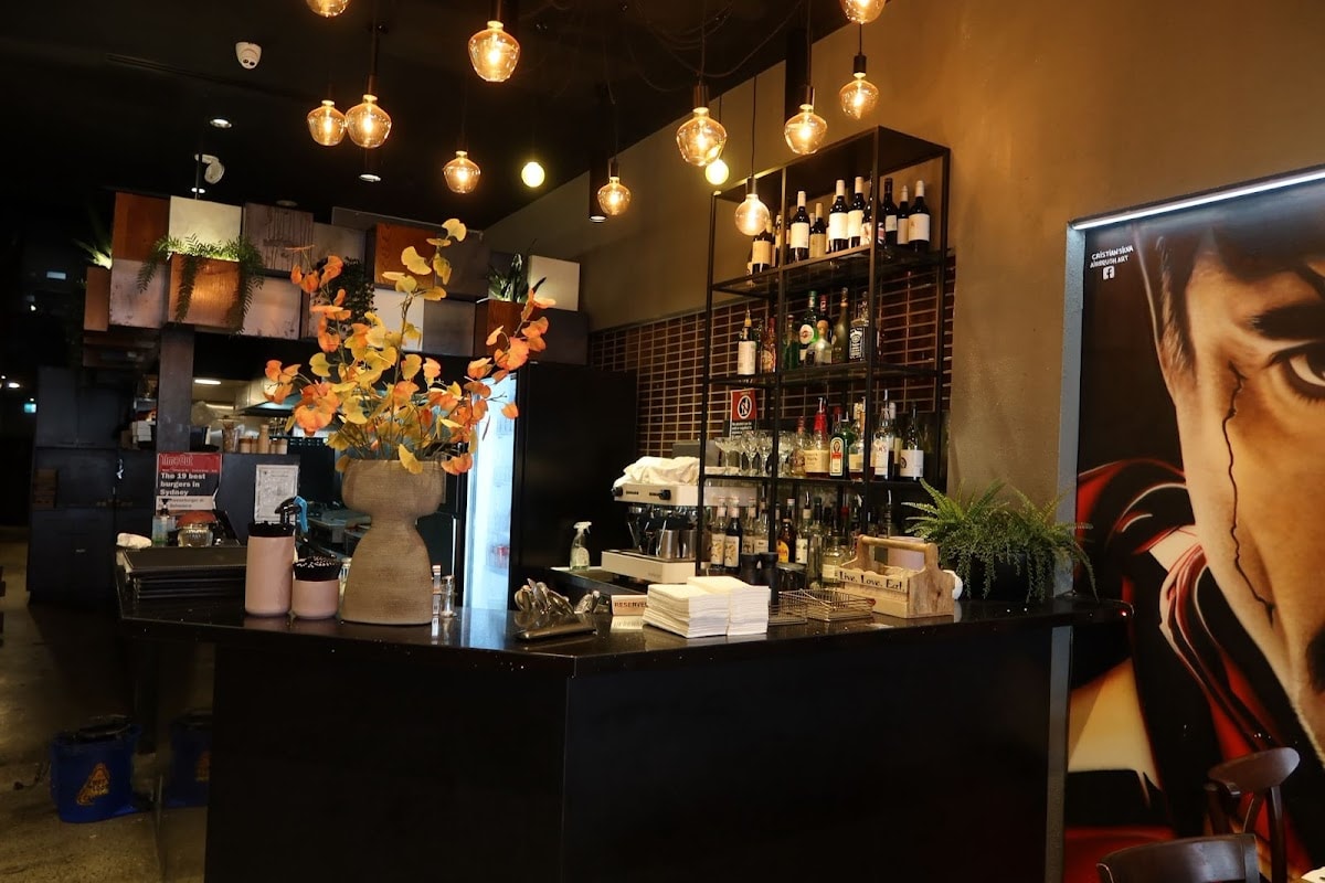 John Belvedere Eatery & Bar