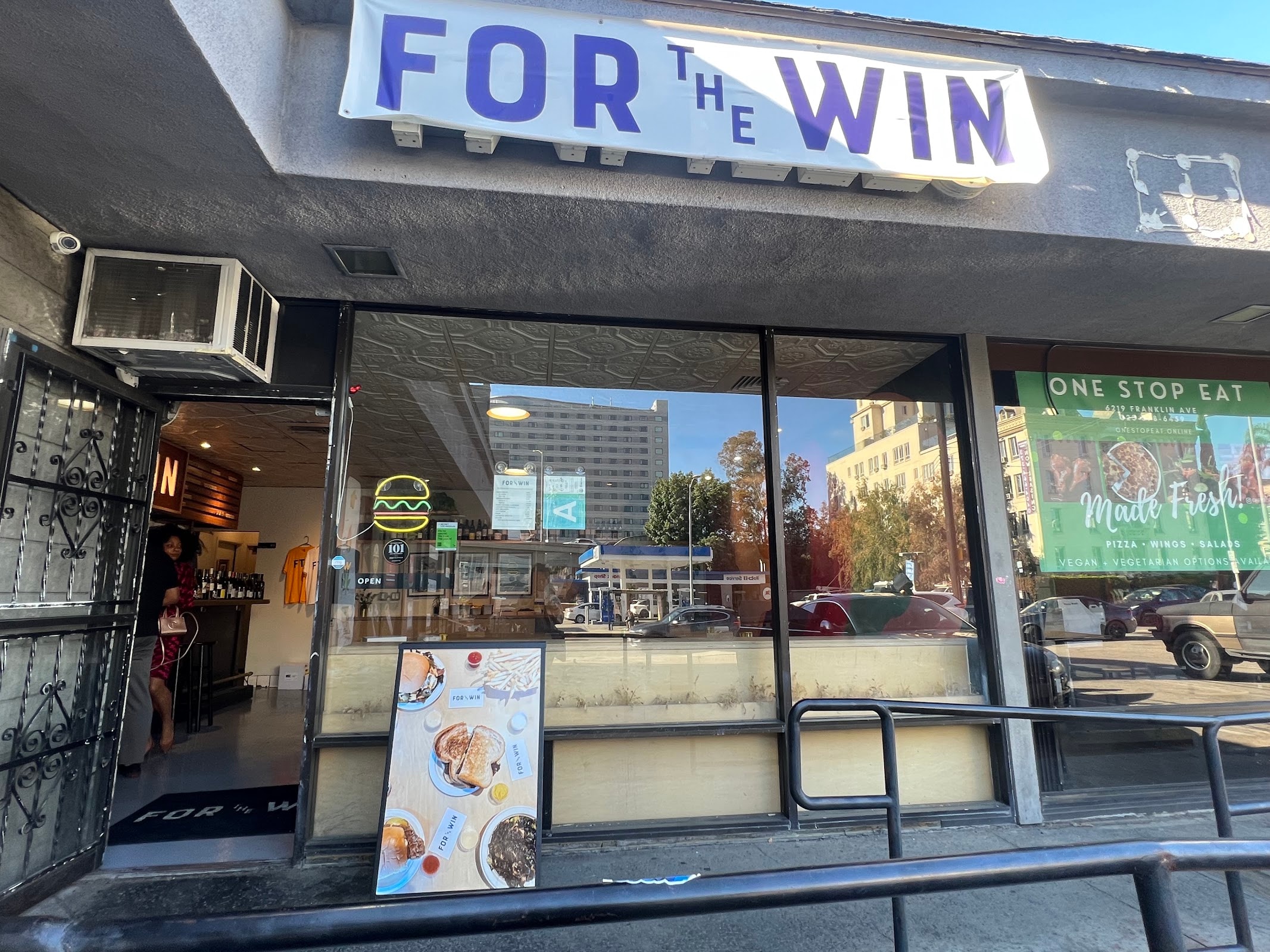 For the Win - Hollywood