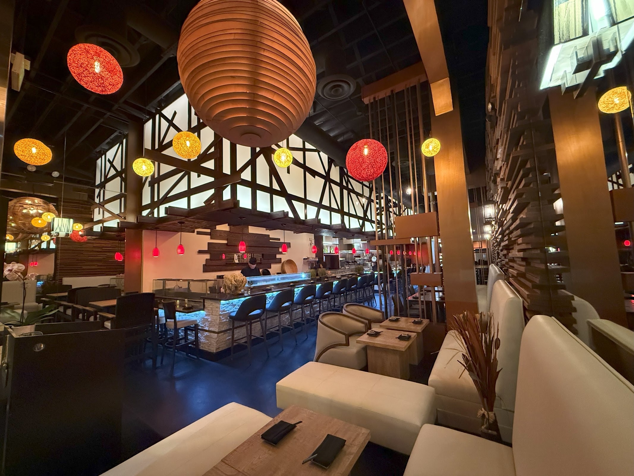 NOIR Sushi and Sake Fusion Lounge