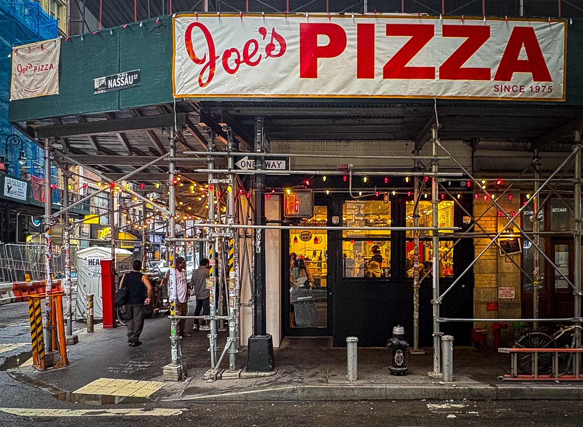 Joe’s Pizza