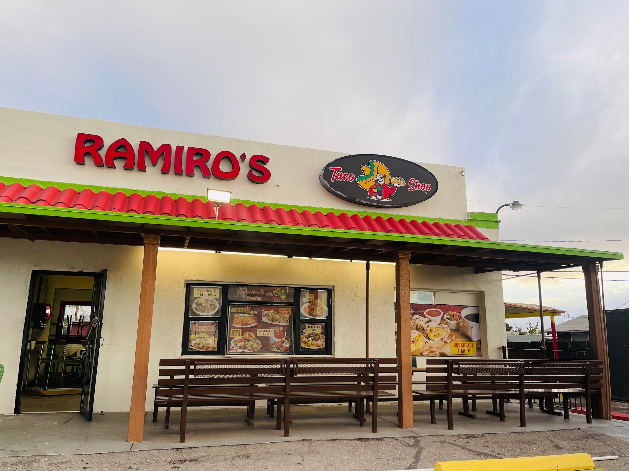 Ramiro’s Taco Shop
