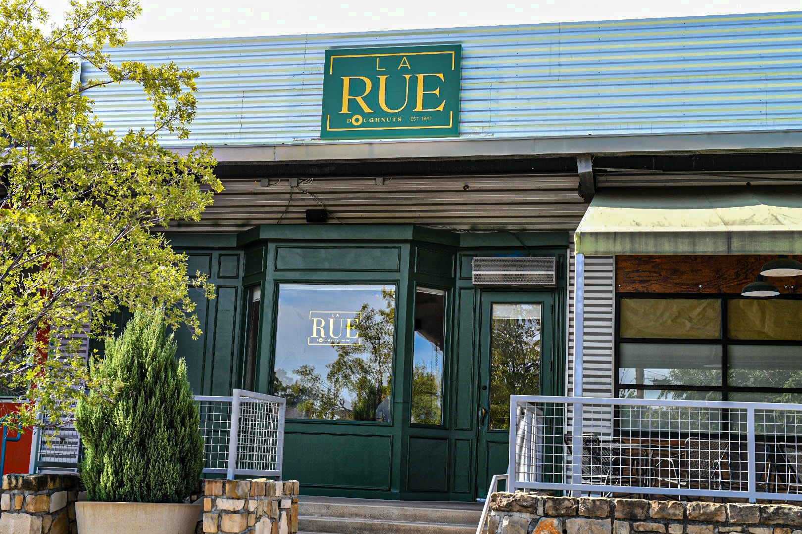 La Rue Doughnut