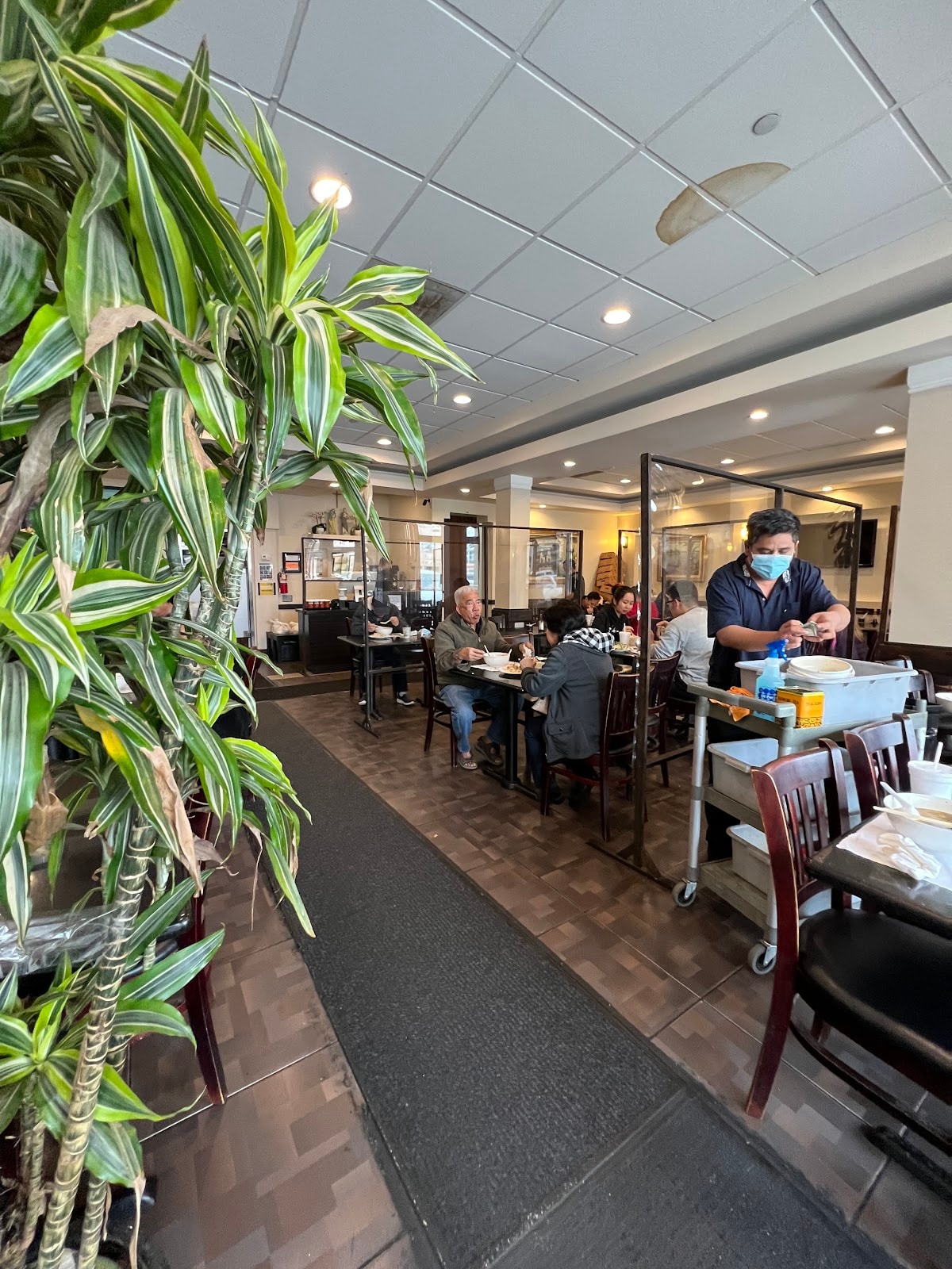 Ngự Bình Restaurant