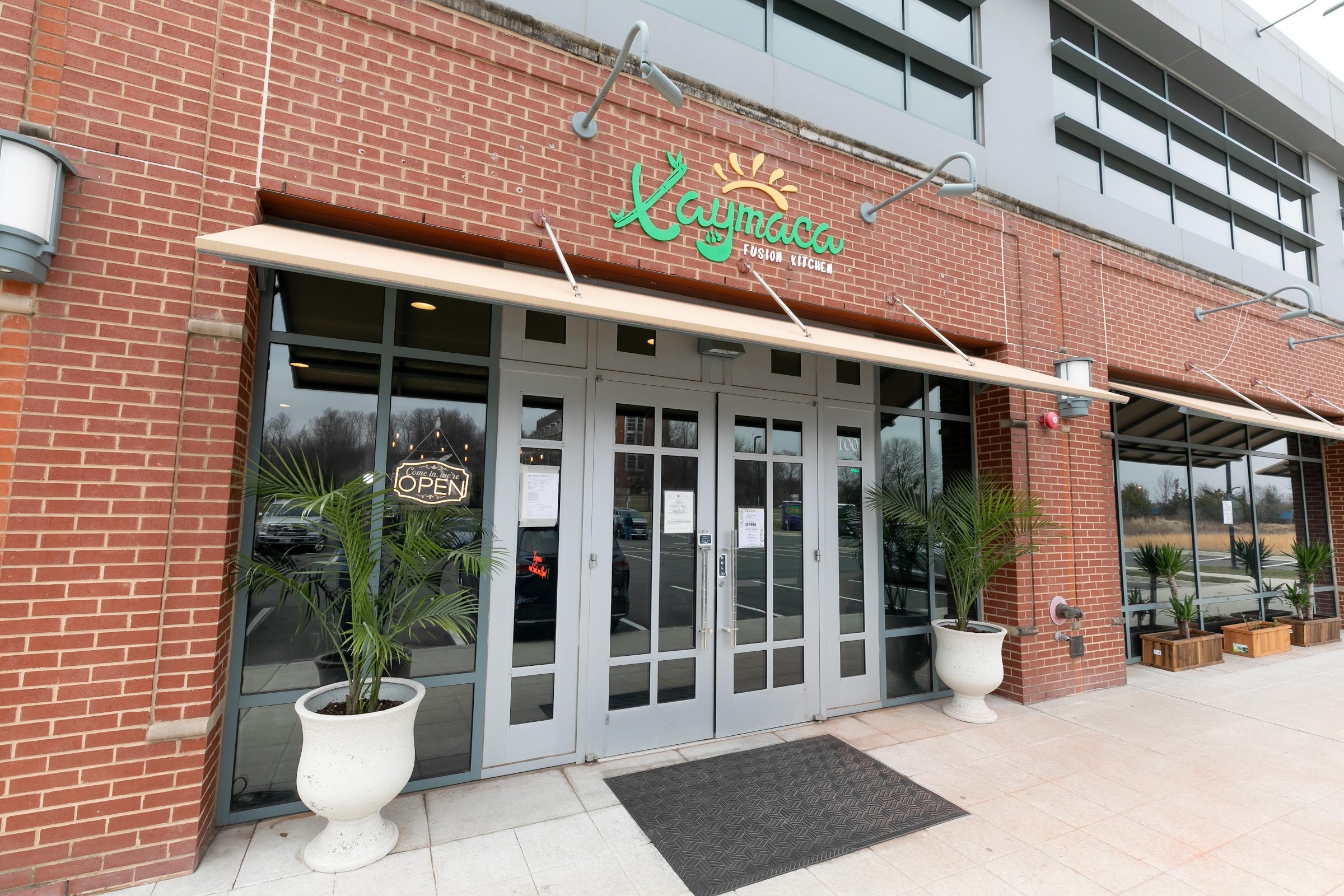 Xaymaca Fusion Kitchen (Jamaican &Peruvian )