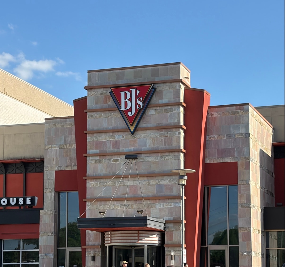 BJ's Restaurant & Brewhouse