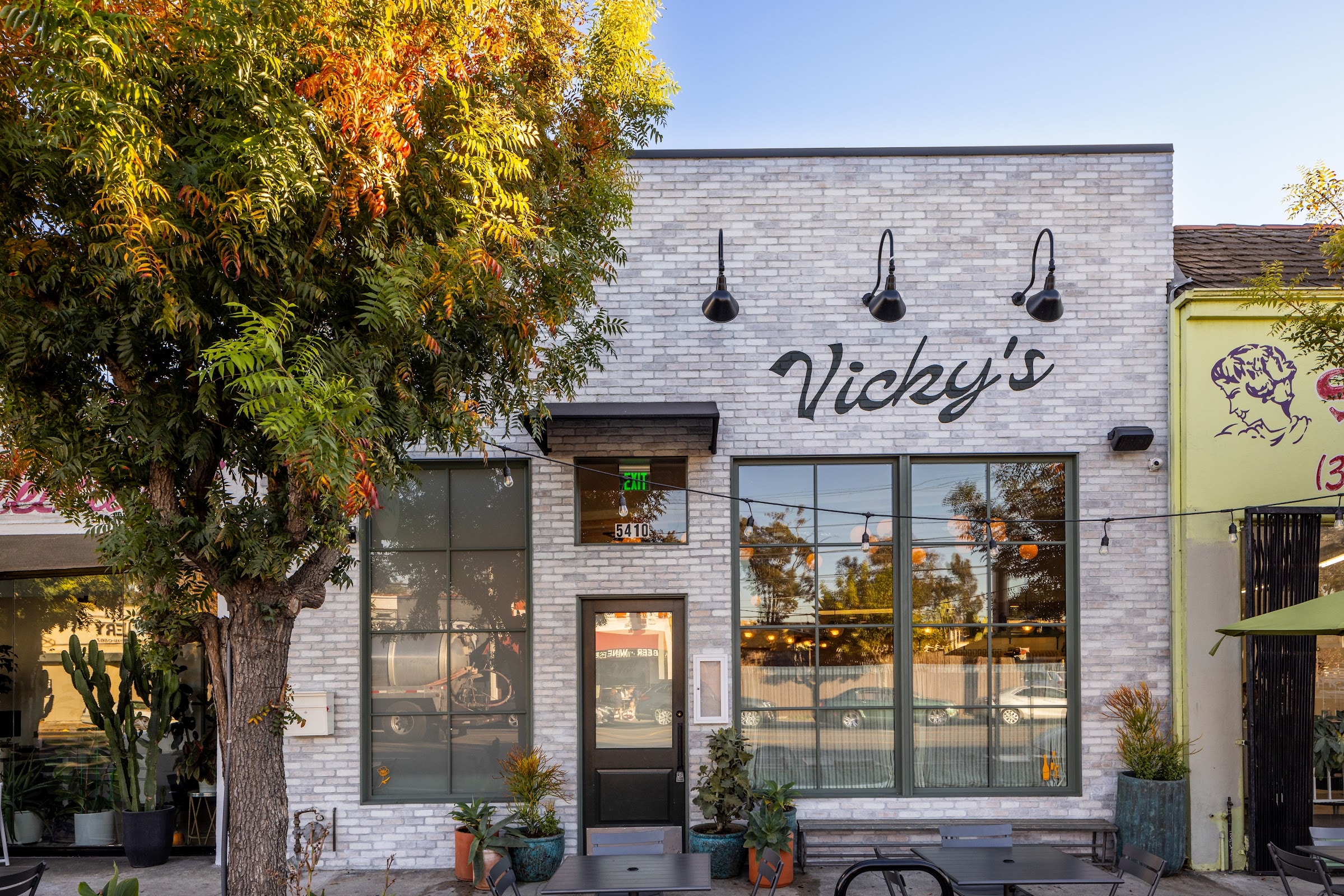 Vicky's All Day