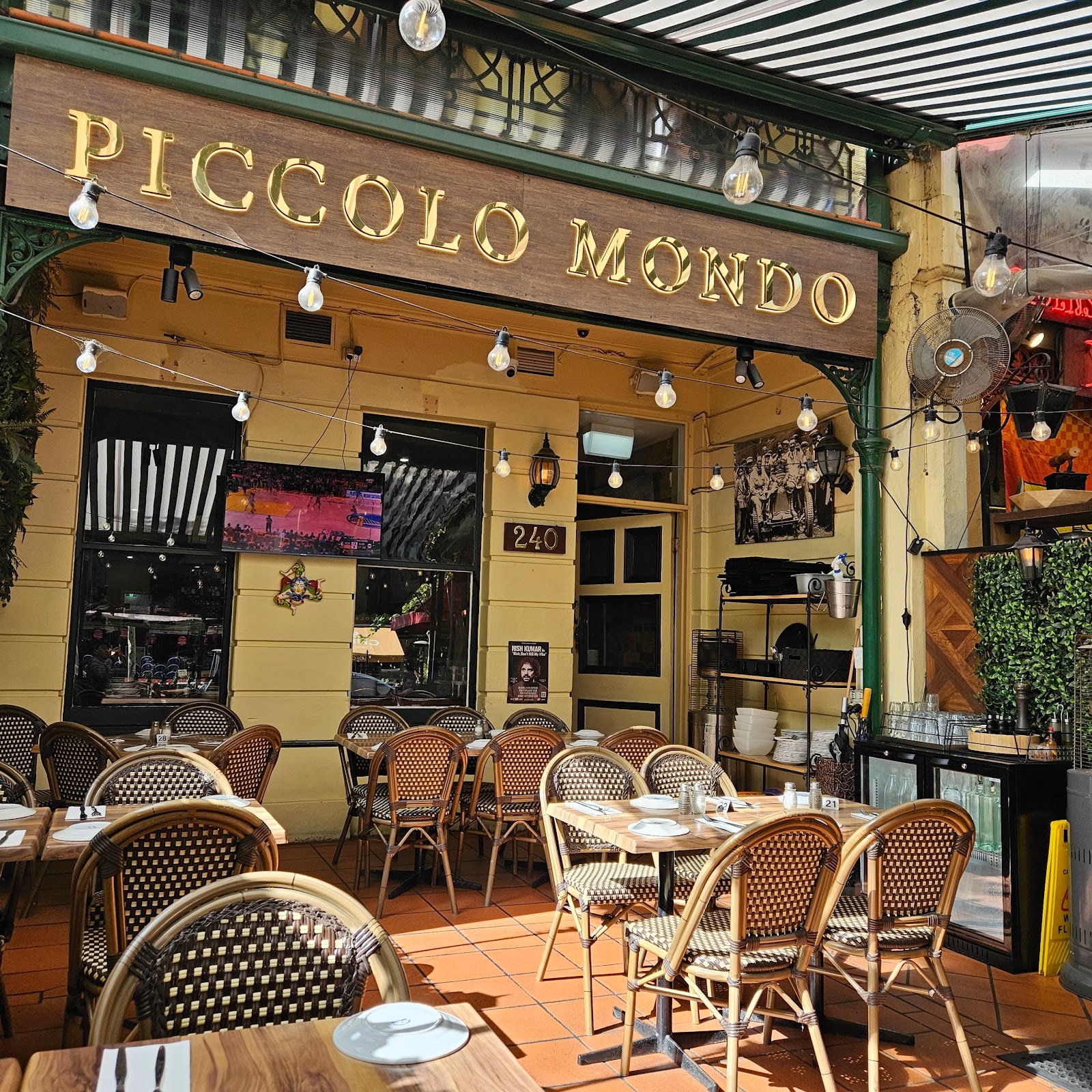 Piccolo Mondo