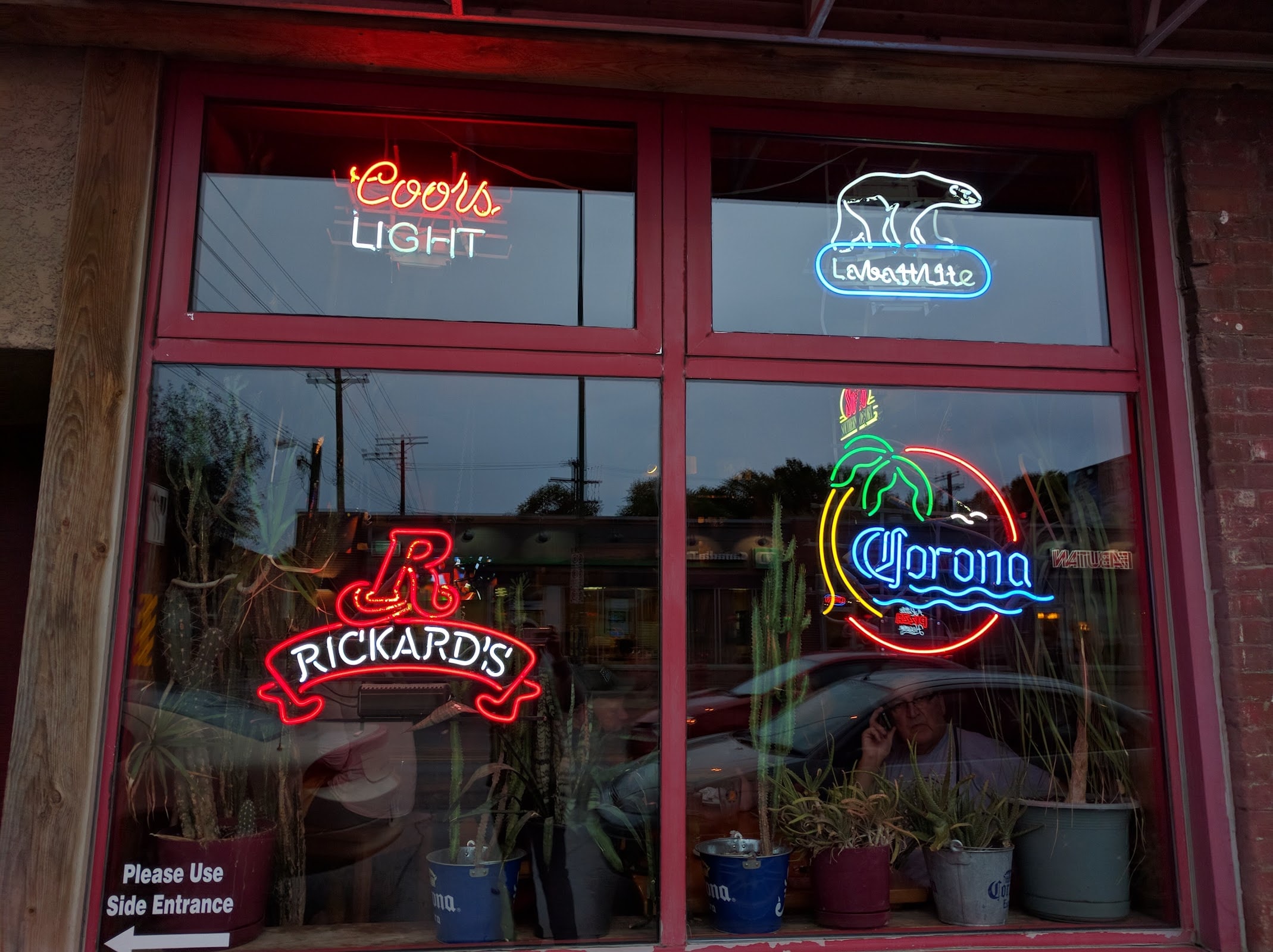 Carlos & Murphy's