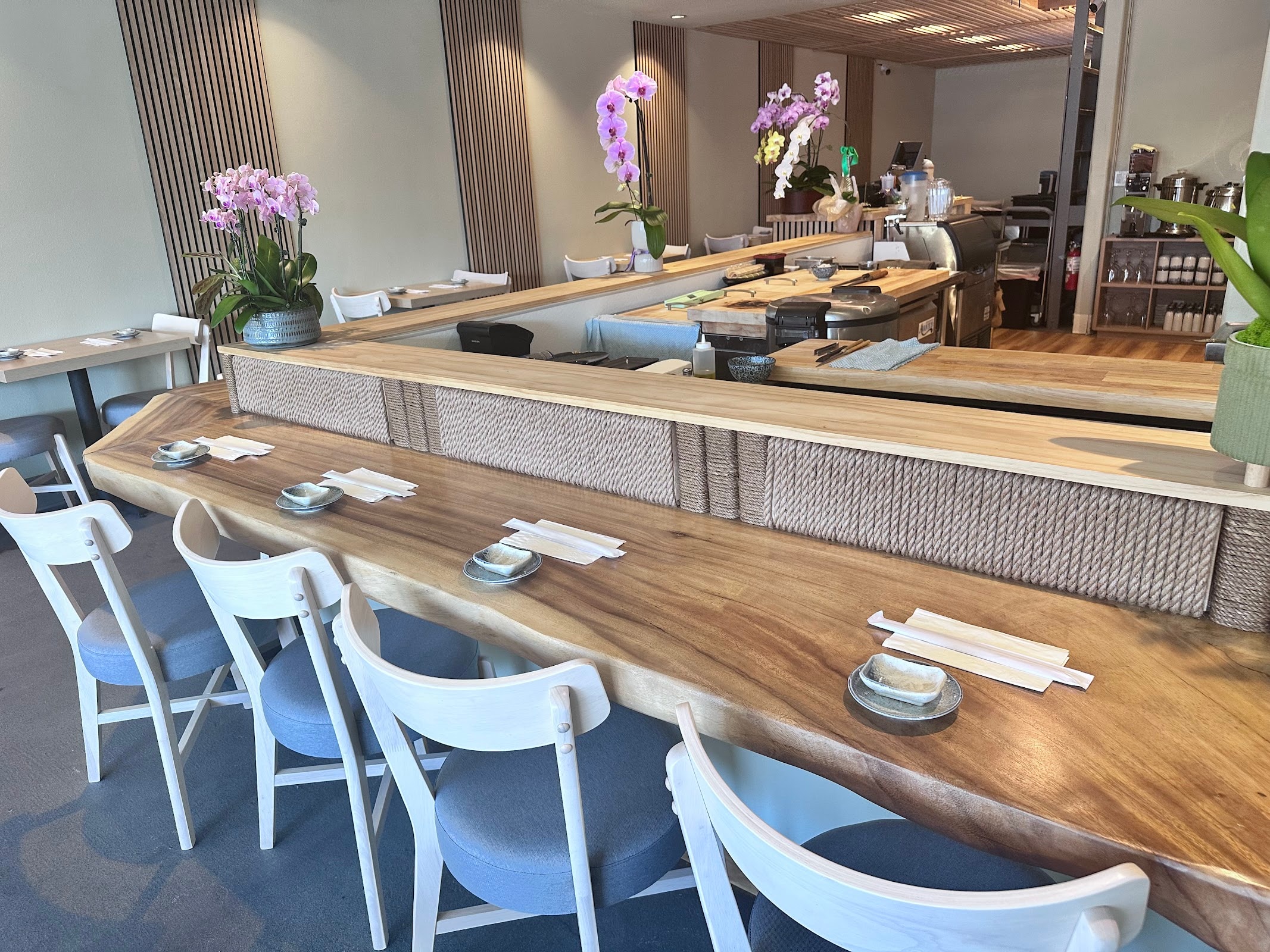 Eizen Sushi & Sake Bar