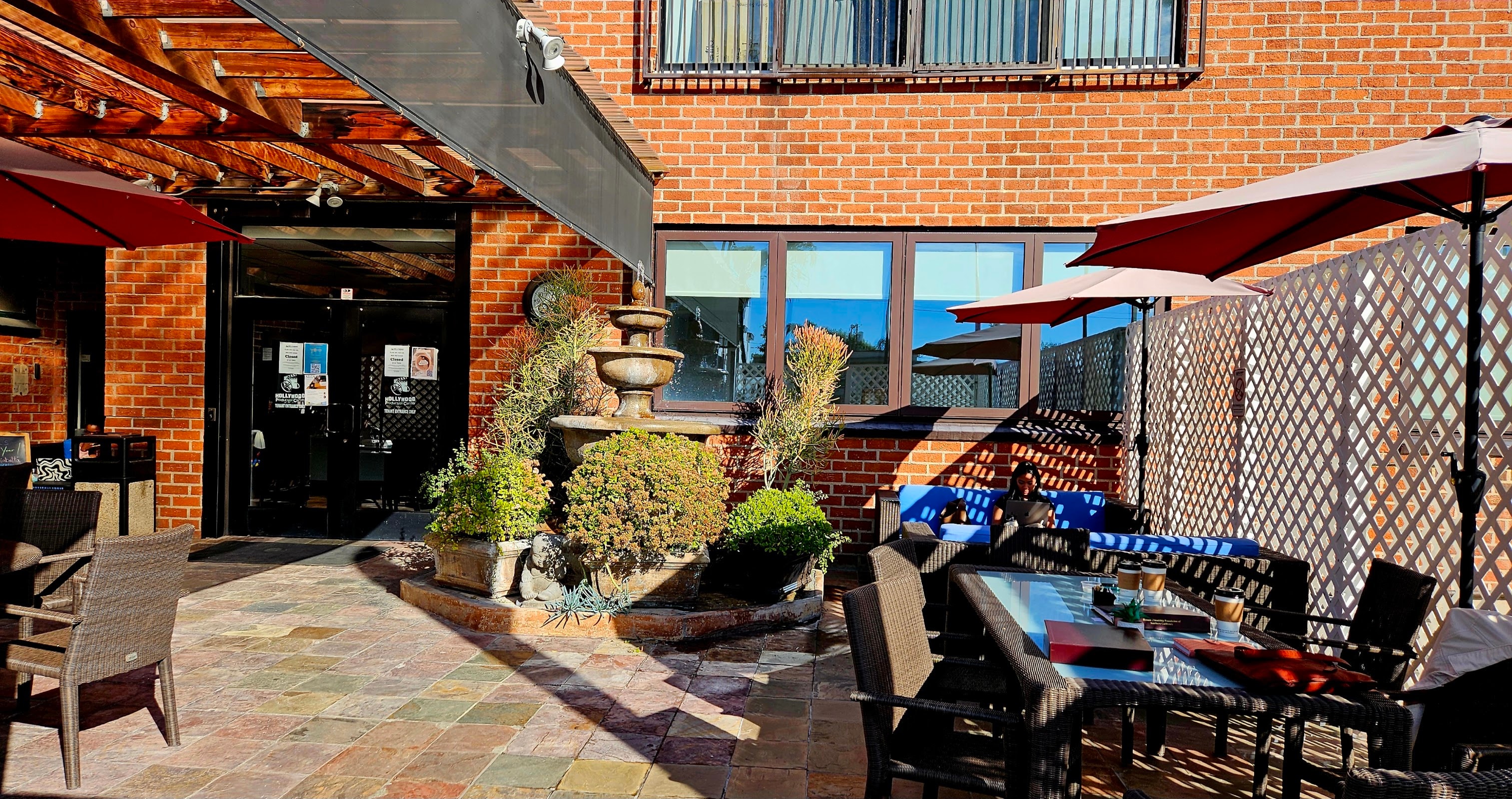 Duke's Cafe