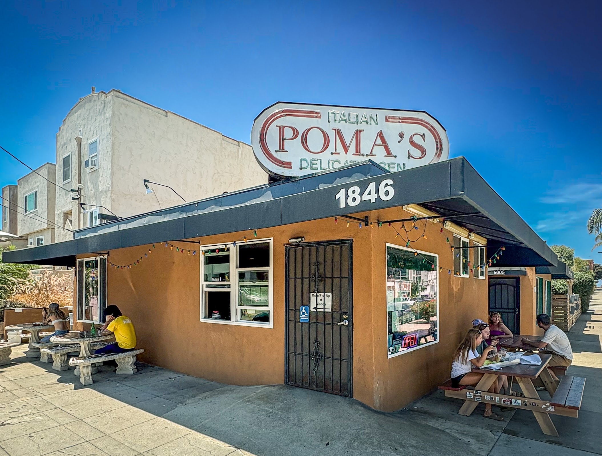 Poma's Italian Deli