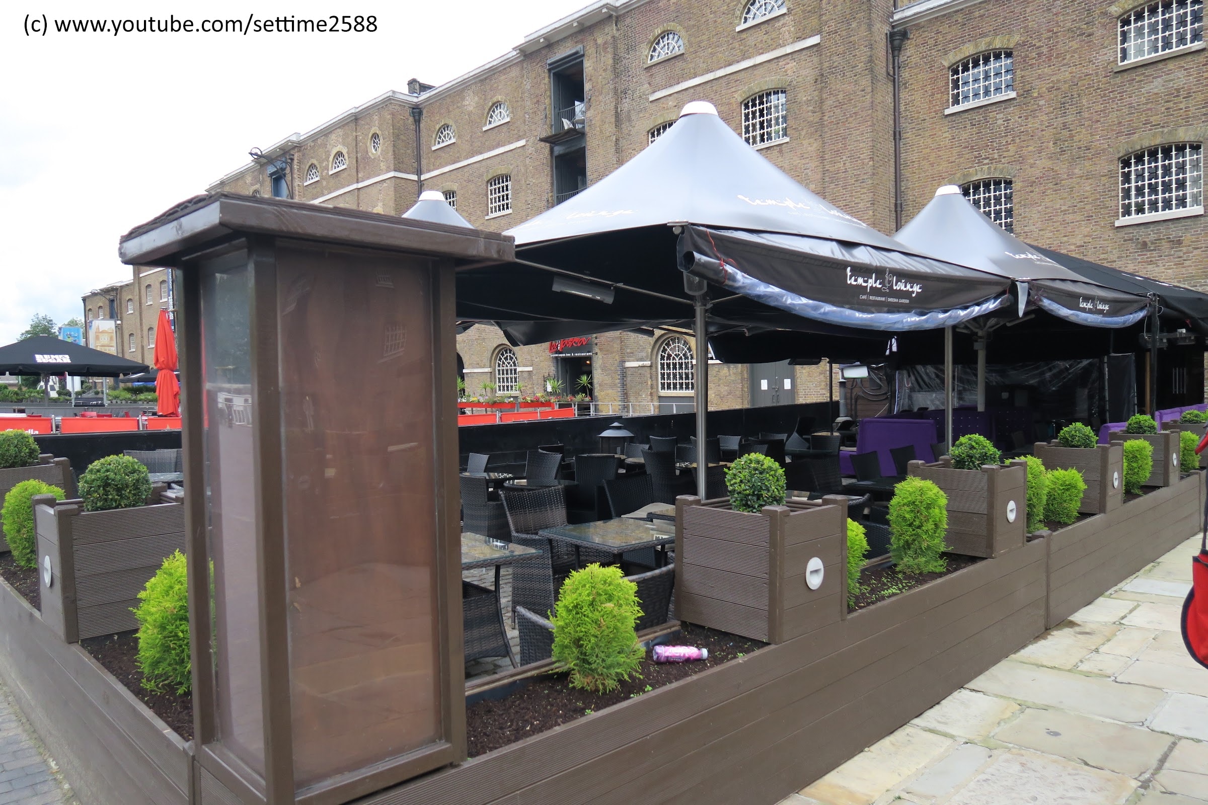 COCO Canary Wharf - Restaurant & Lounge