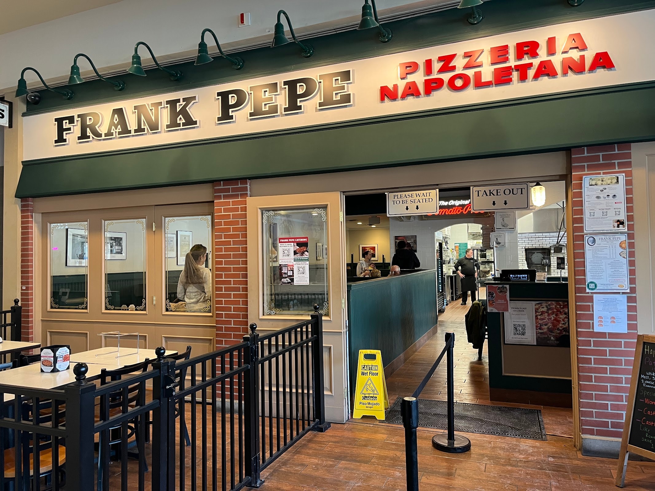 Frank Pepe Pizzeria Napoletana