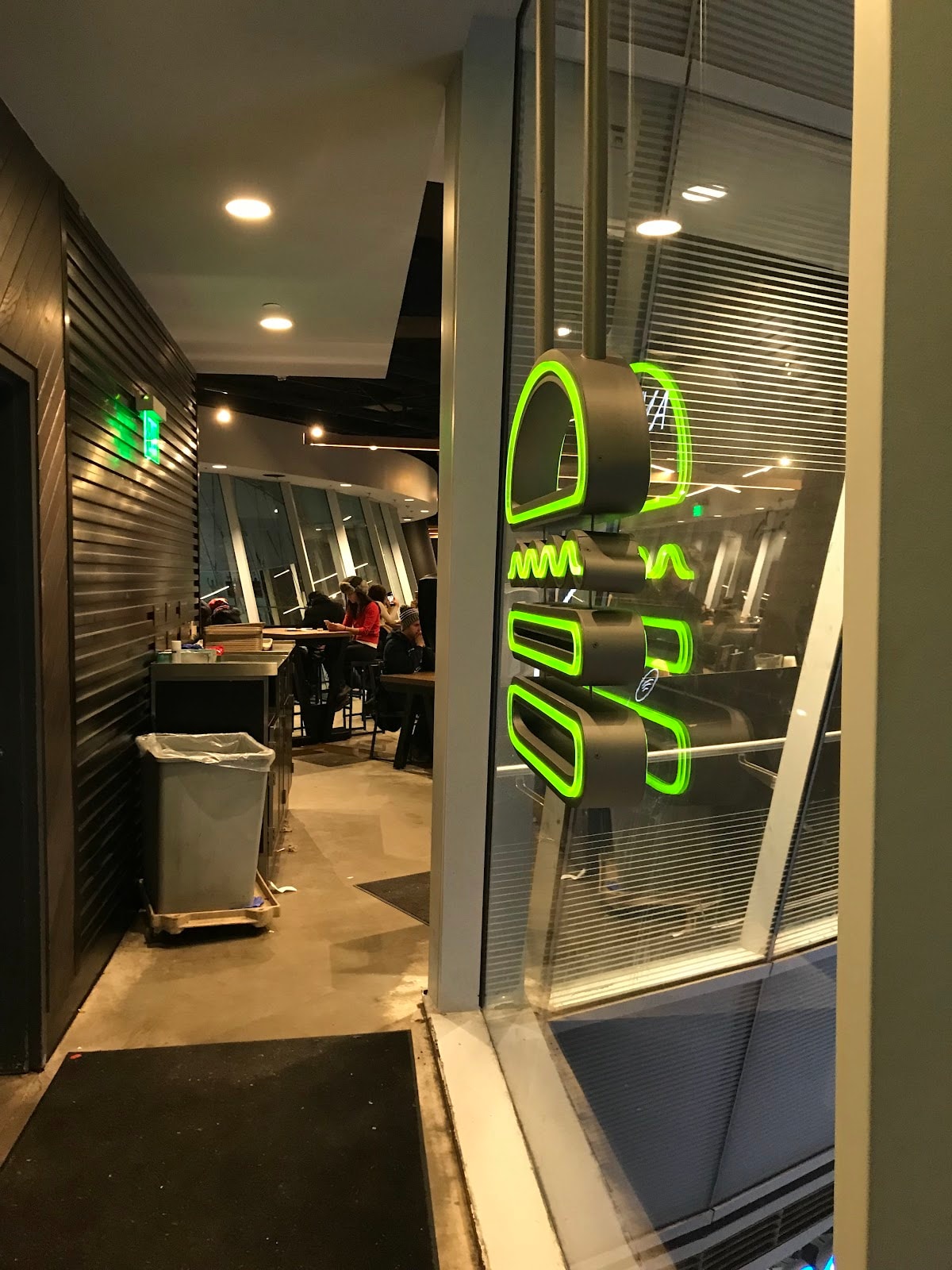 Shake Shack Fulton Transit Center