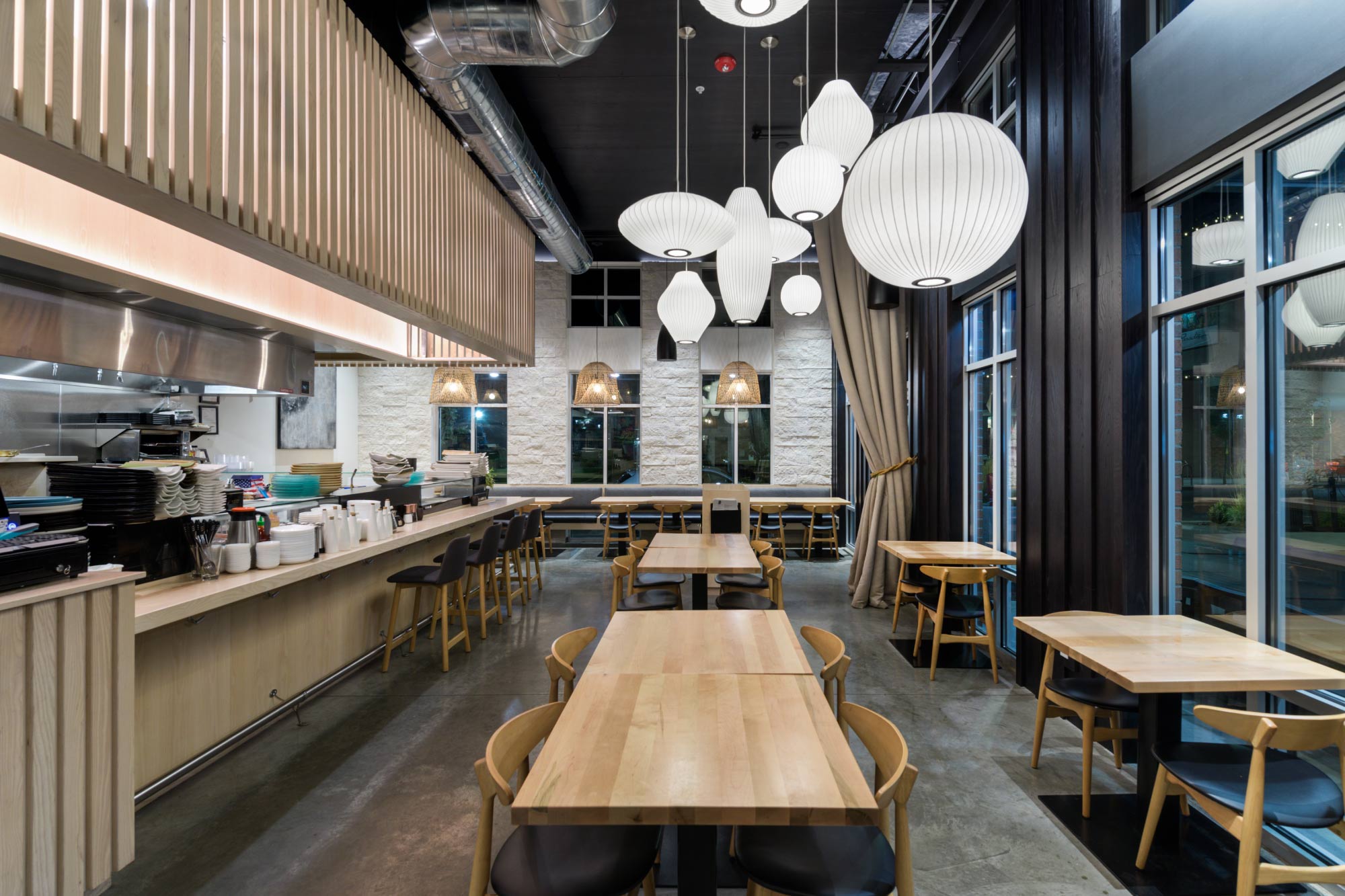 Umi Kitchen and Sushi Bar