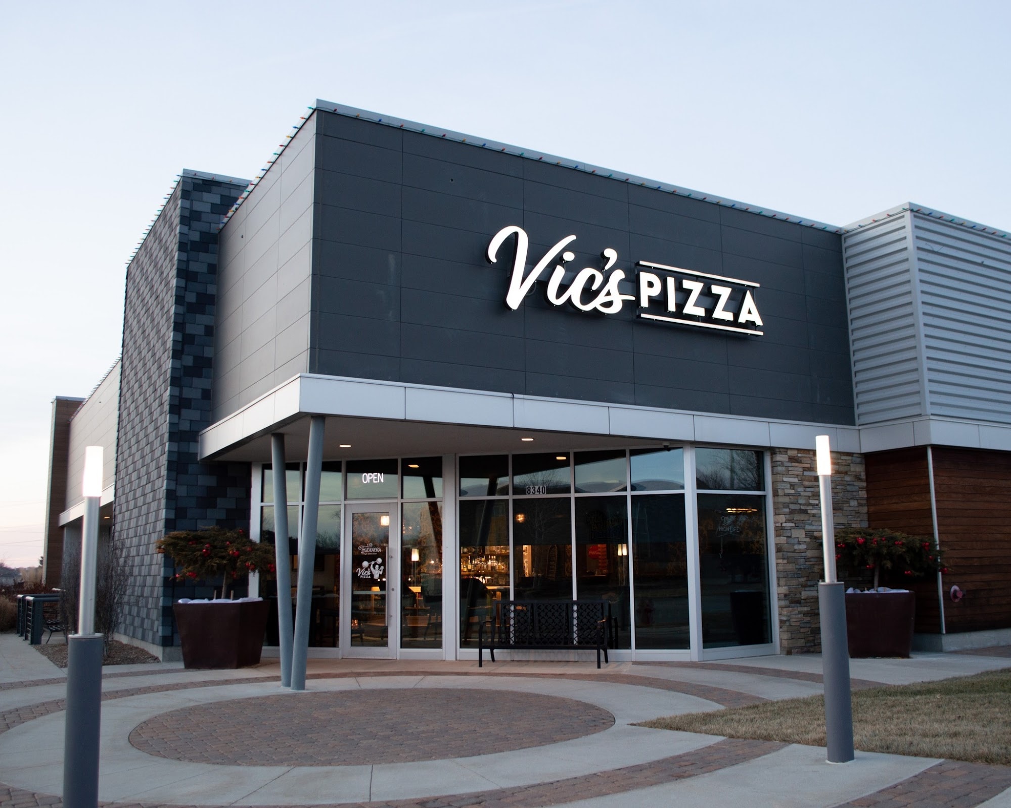 Vic's Pizza