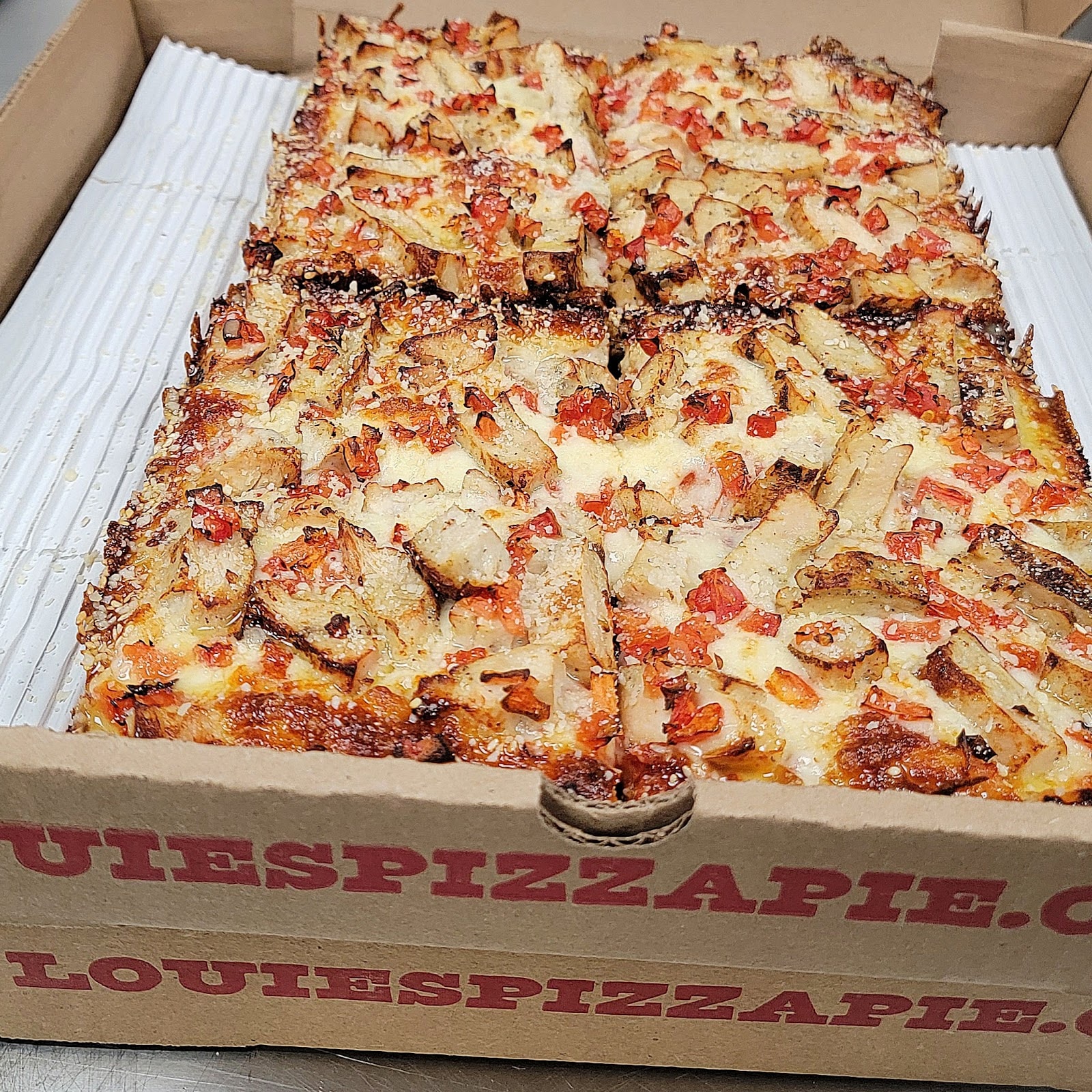 Louie’s Pizza
