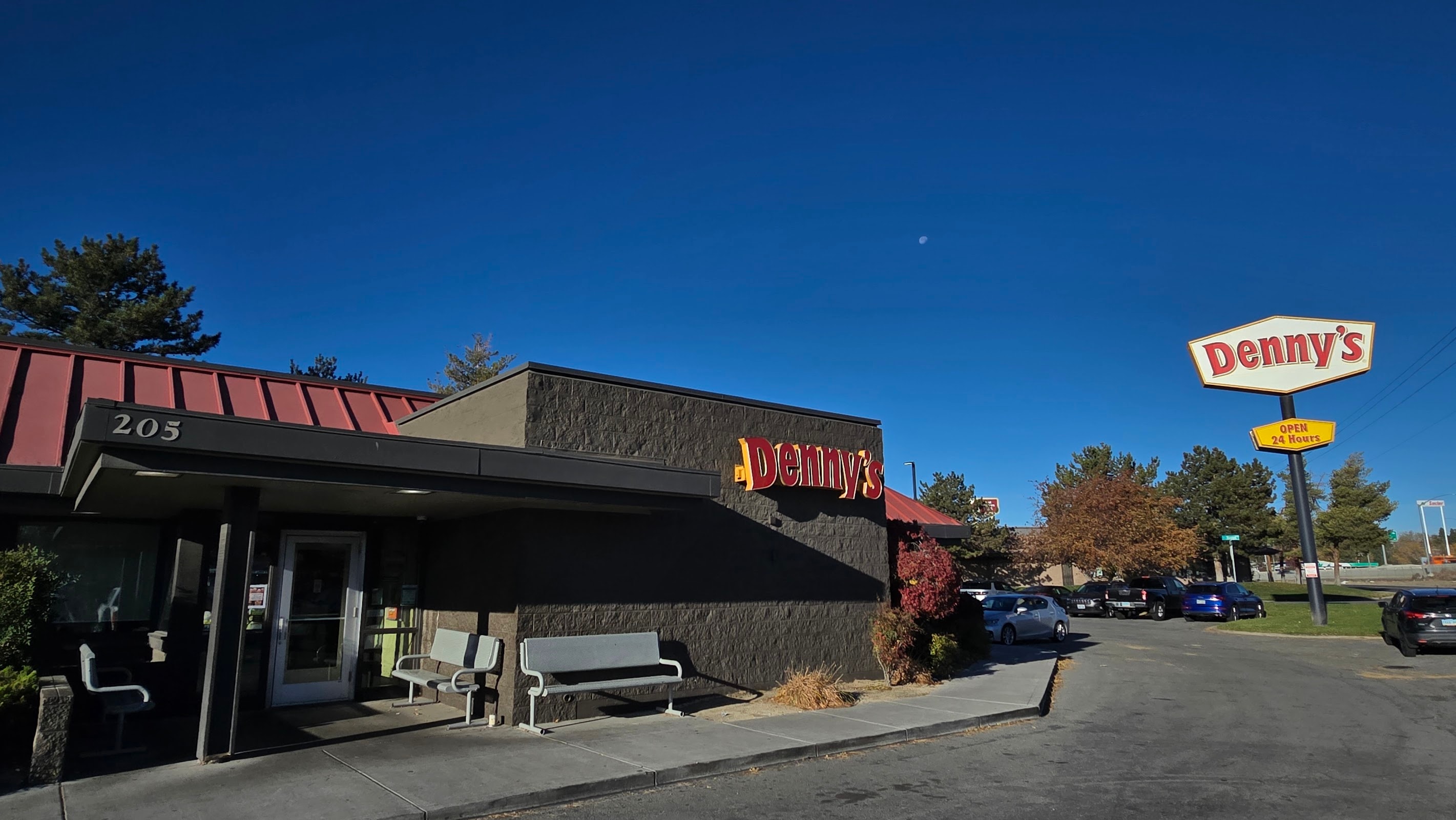 Denny's Restaurant