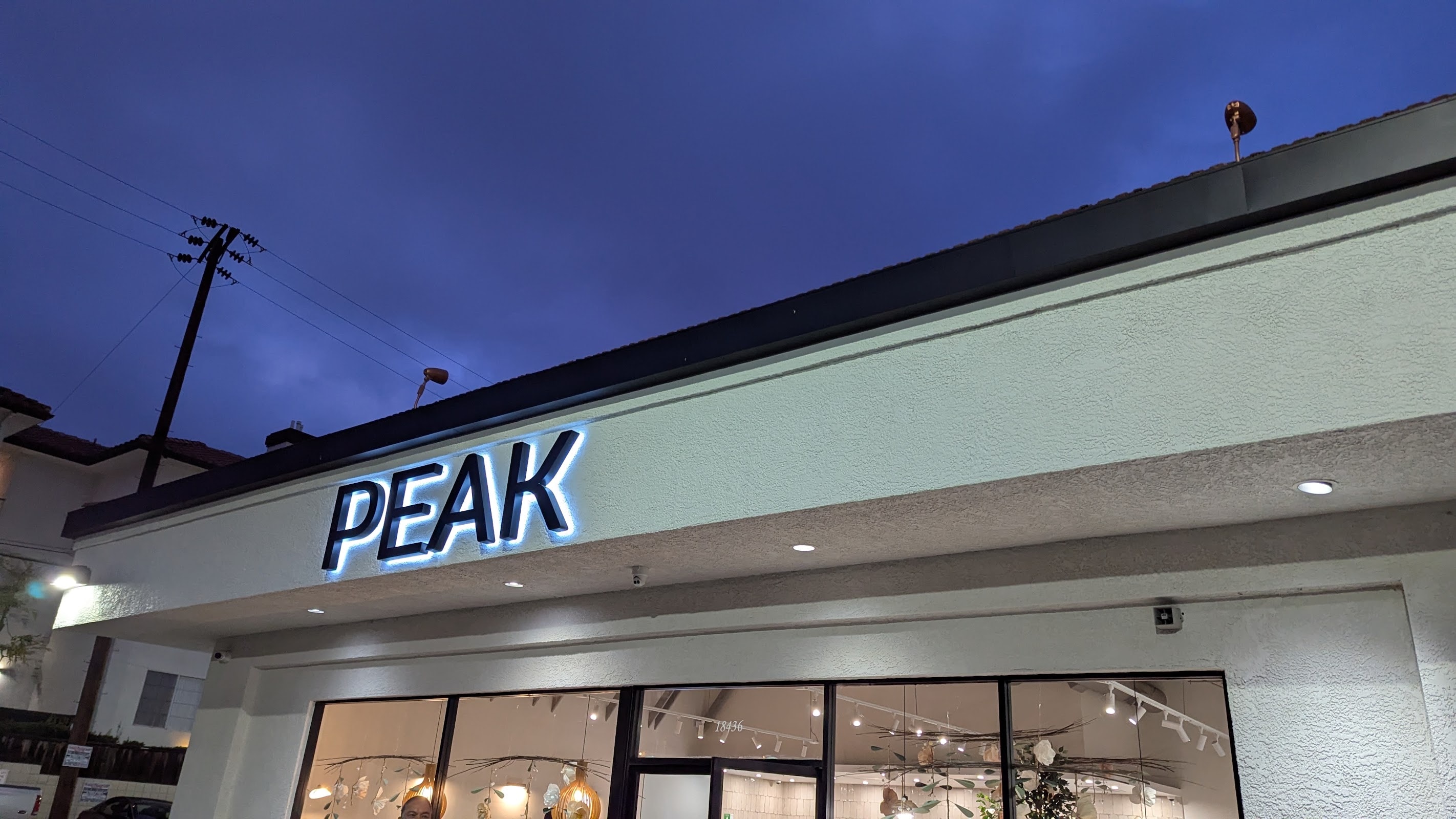 PEAK CAFE