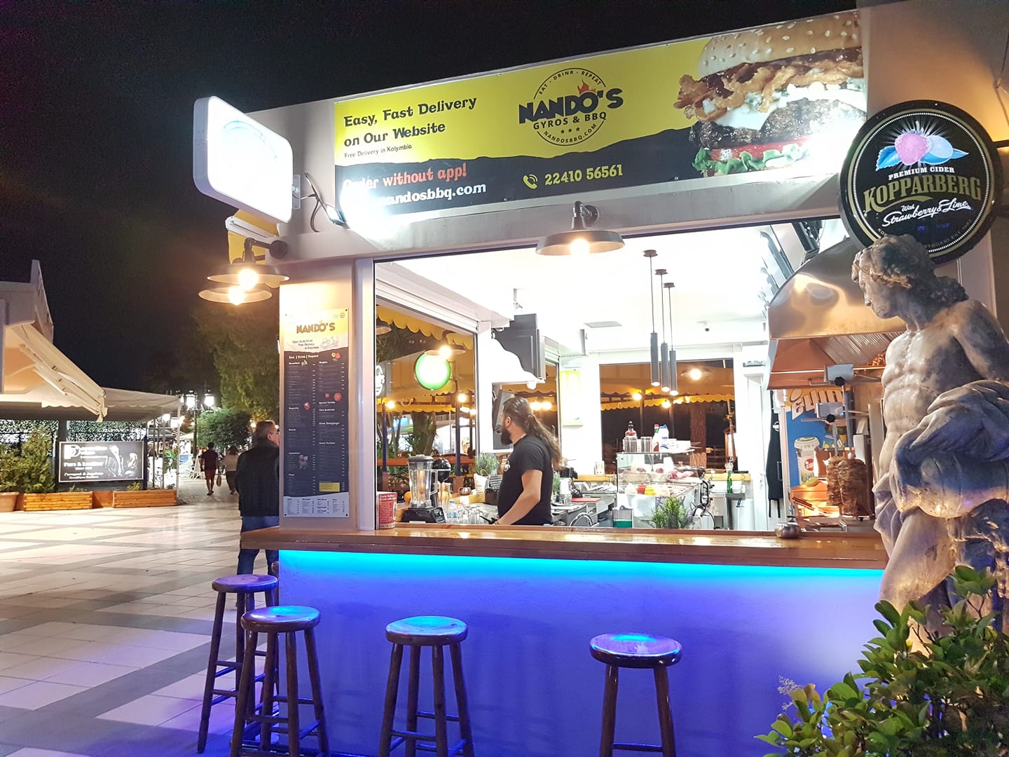 Nando's Gyros & BBQ