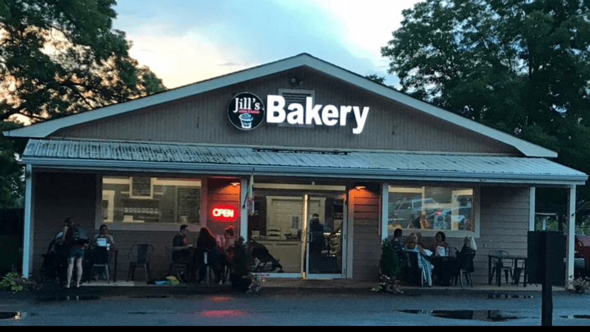 Jill's Cakes & Bakes
