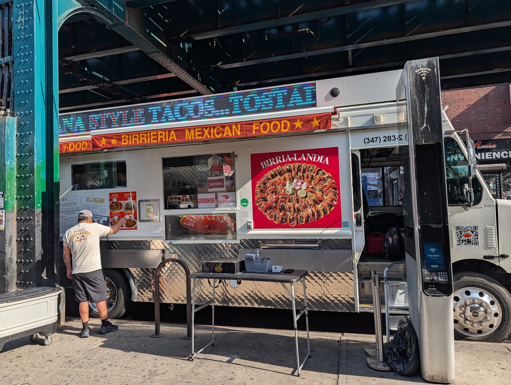 Birria-Landia NYC