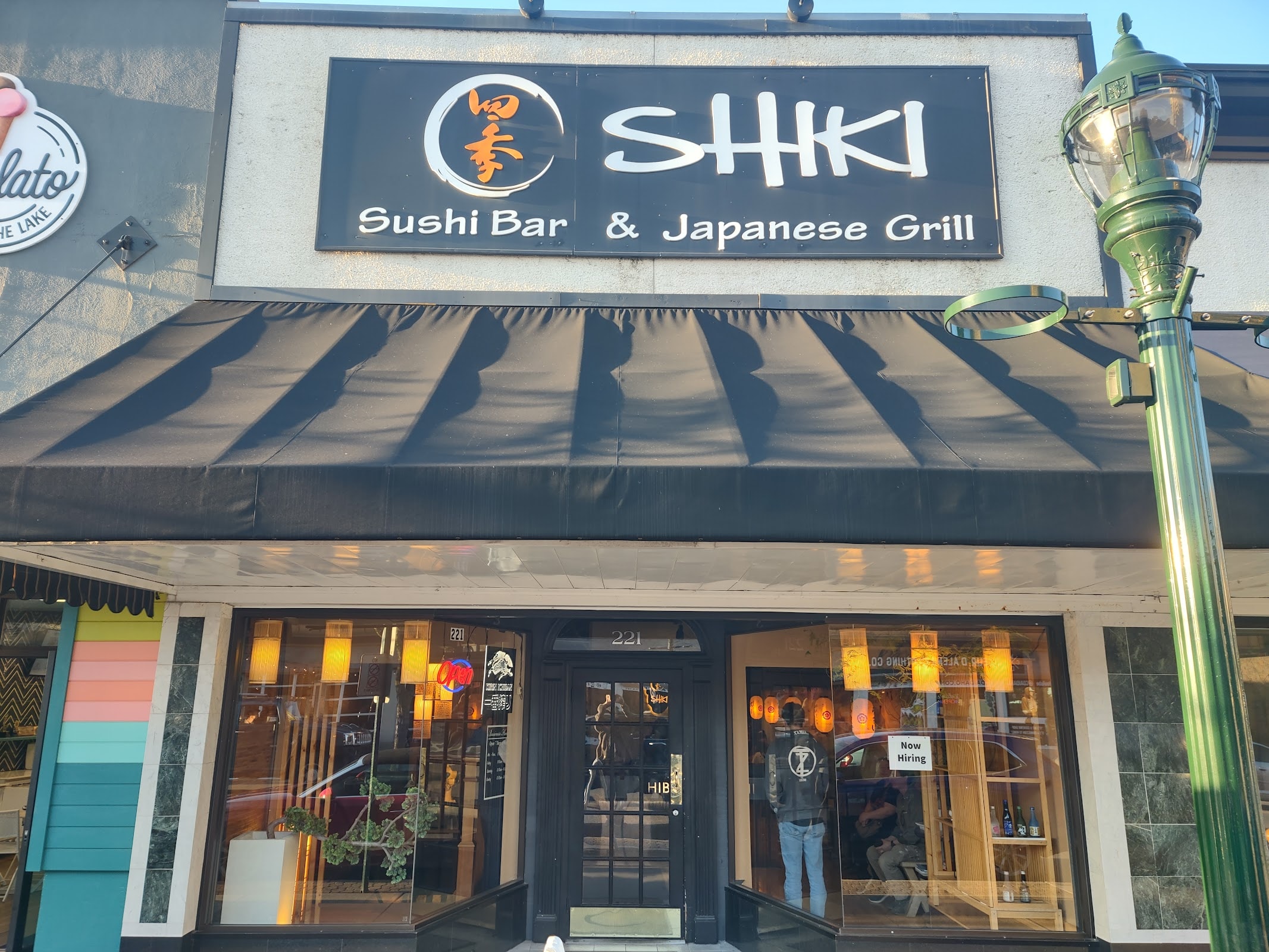 Shiki Sushi Bar & Japanese Grill