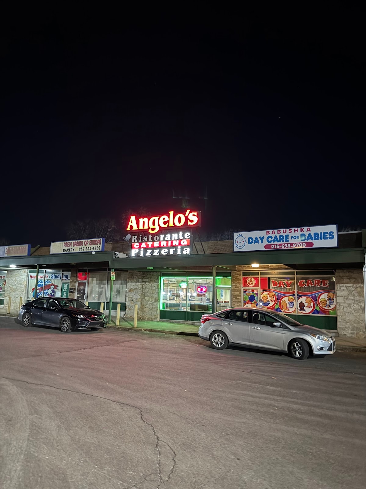Angelo's Pizzeria & Family Restaurant