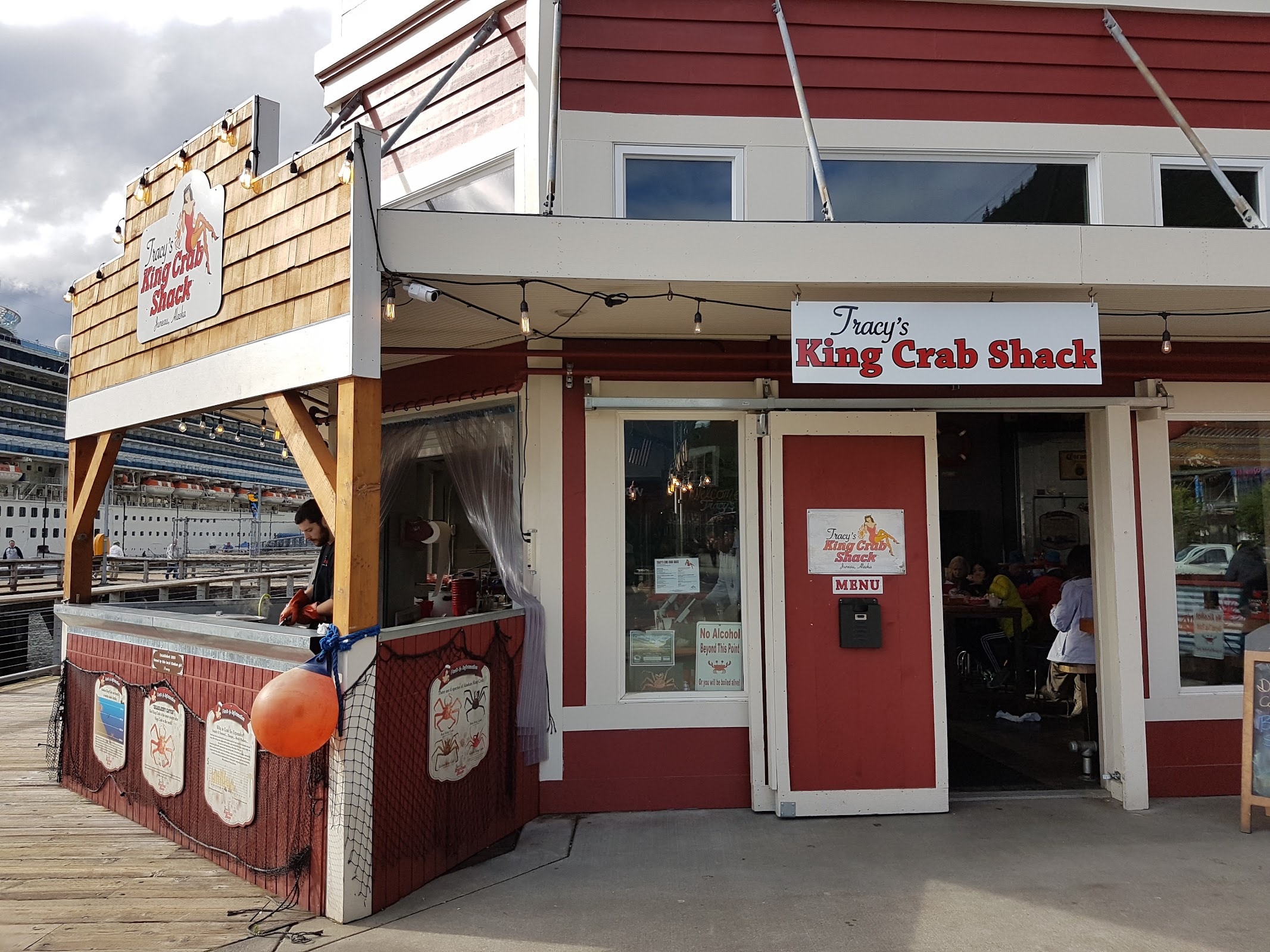 Tracy’s King Crab Shack-Main - OPENS APRIL 27, 2026