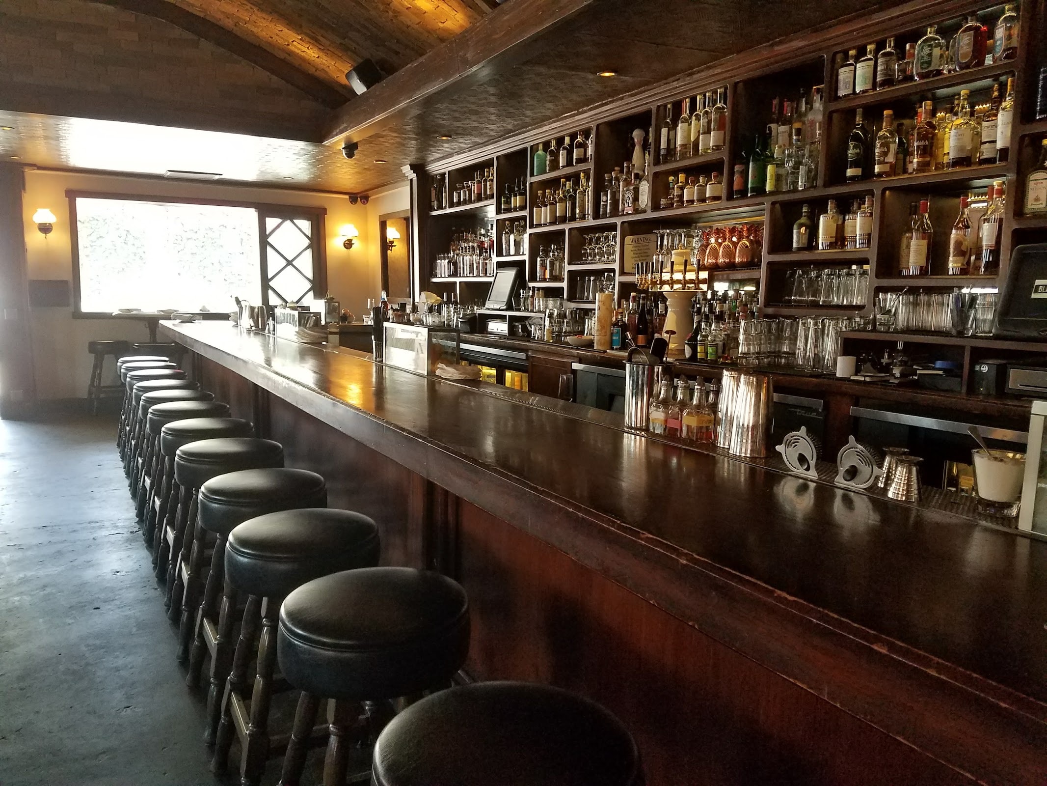 Black Market Liquor Bar - Studio City Restaurant and Bar