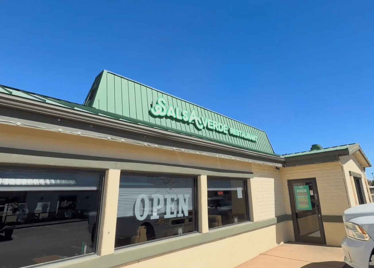 Salsa Verde Restaurant