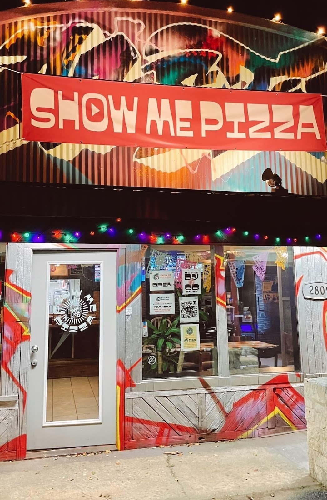 Show Me Pizza