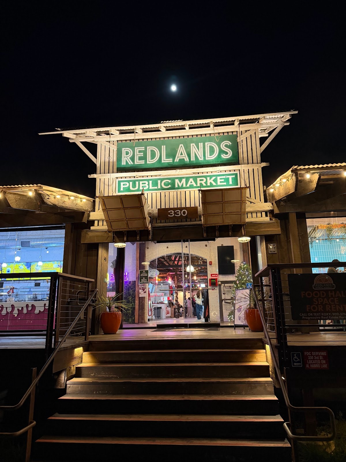 Redlands Public Market