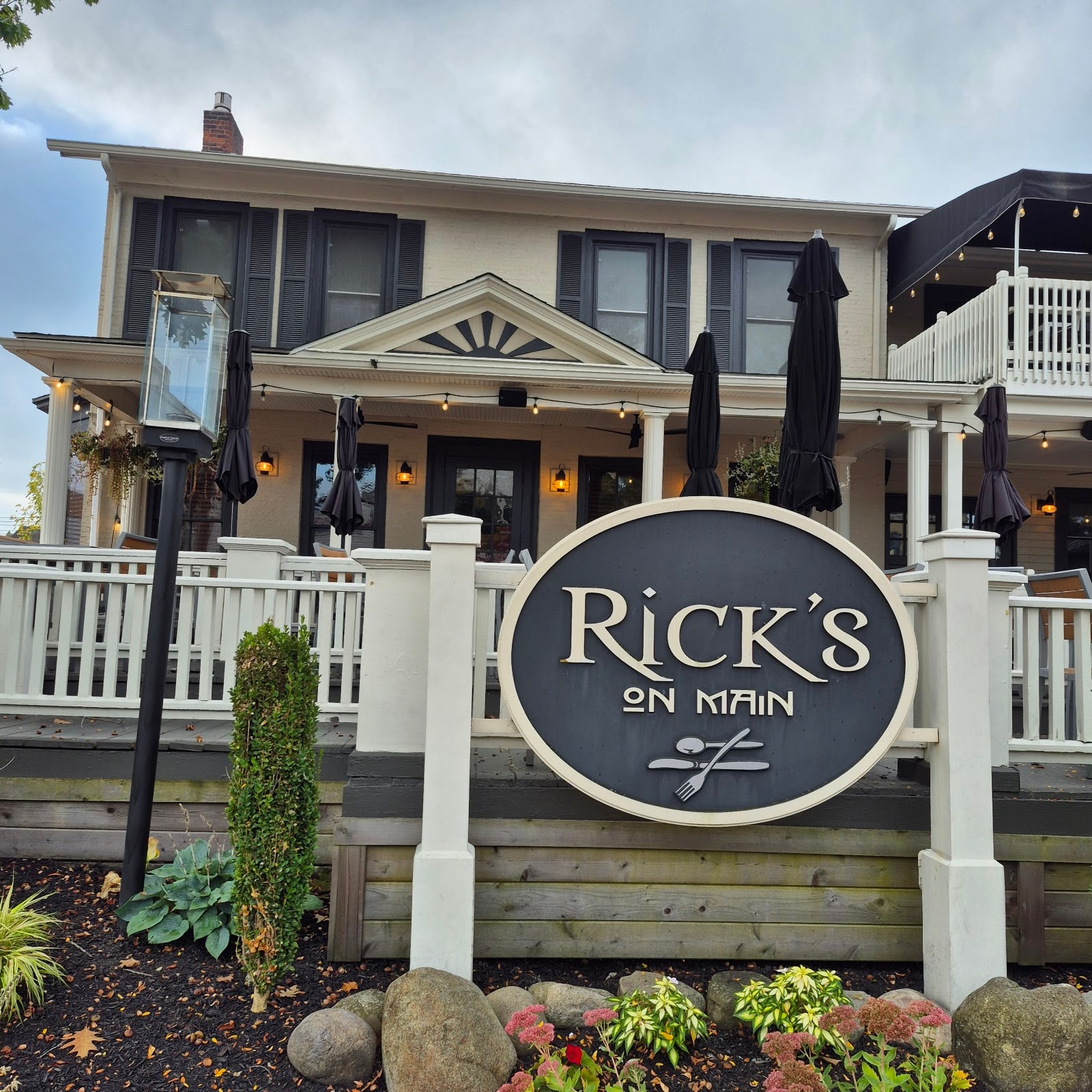 Rick's On Main