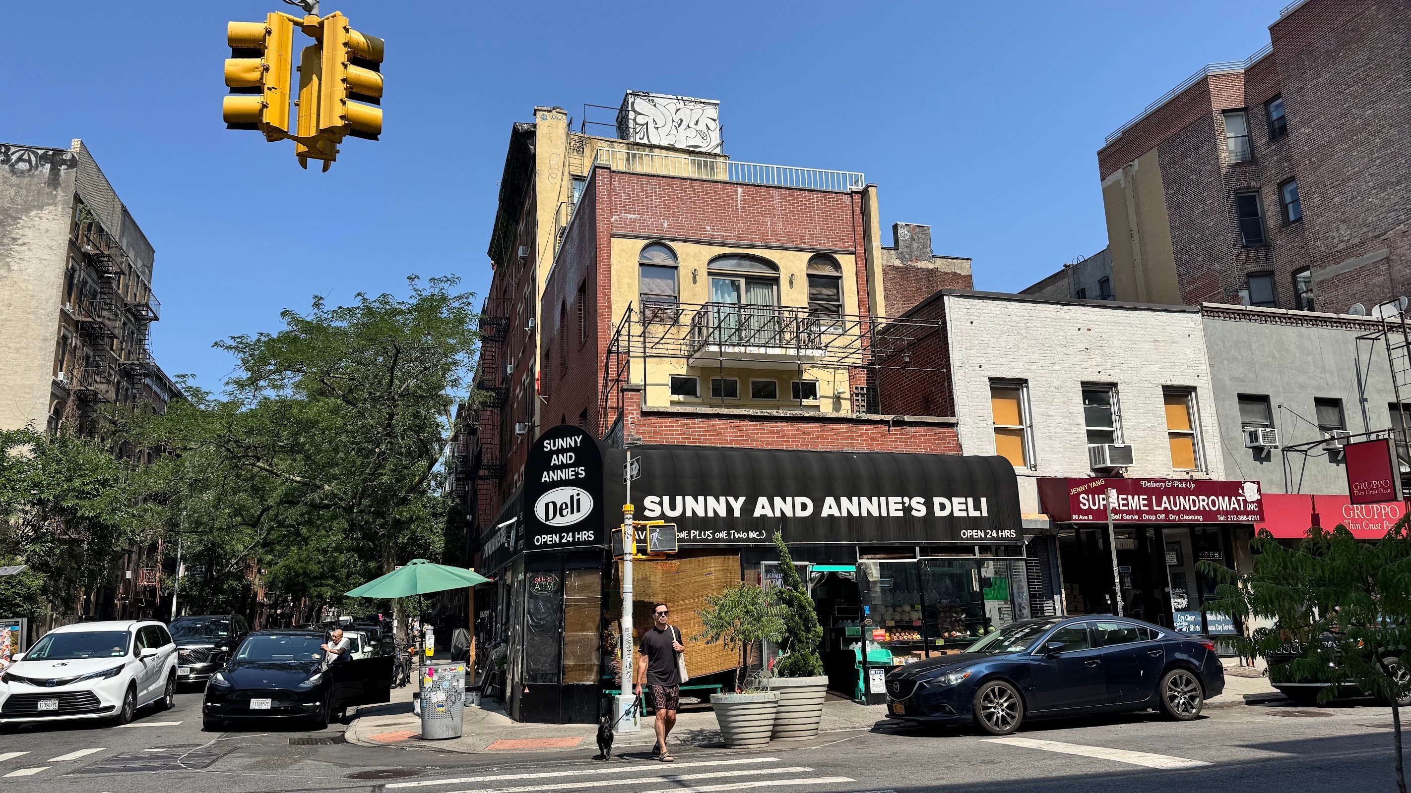 Sunny & Annie's Deli