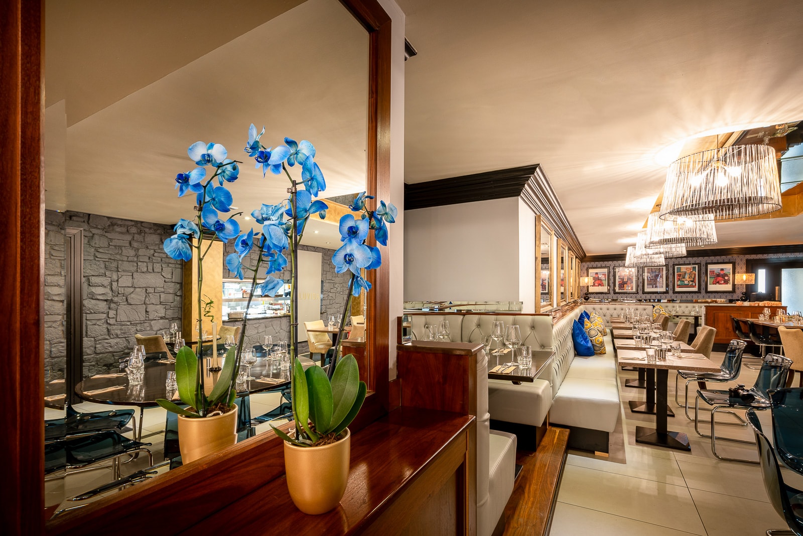 LUVIDA Restaurant