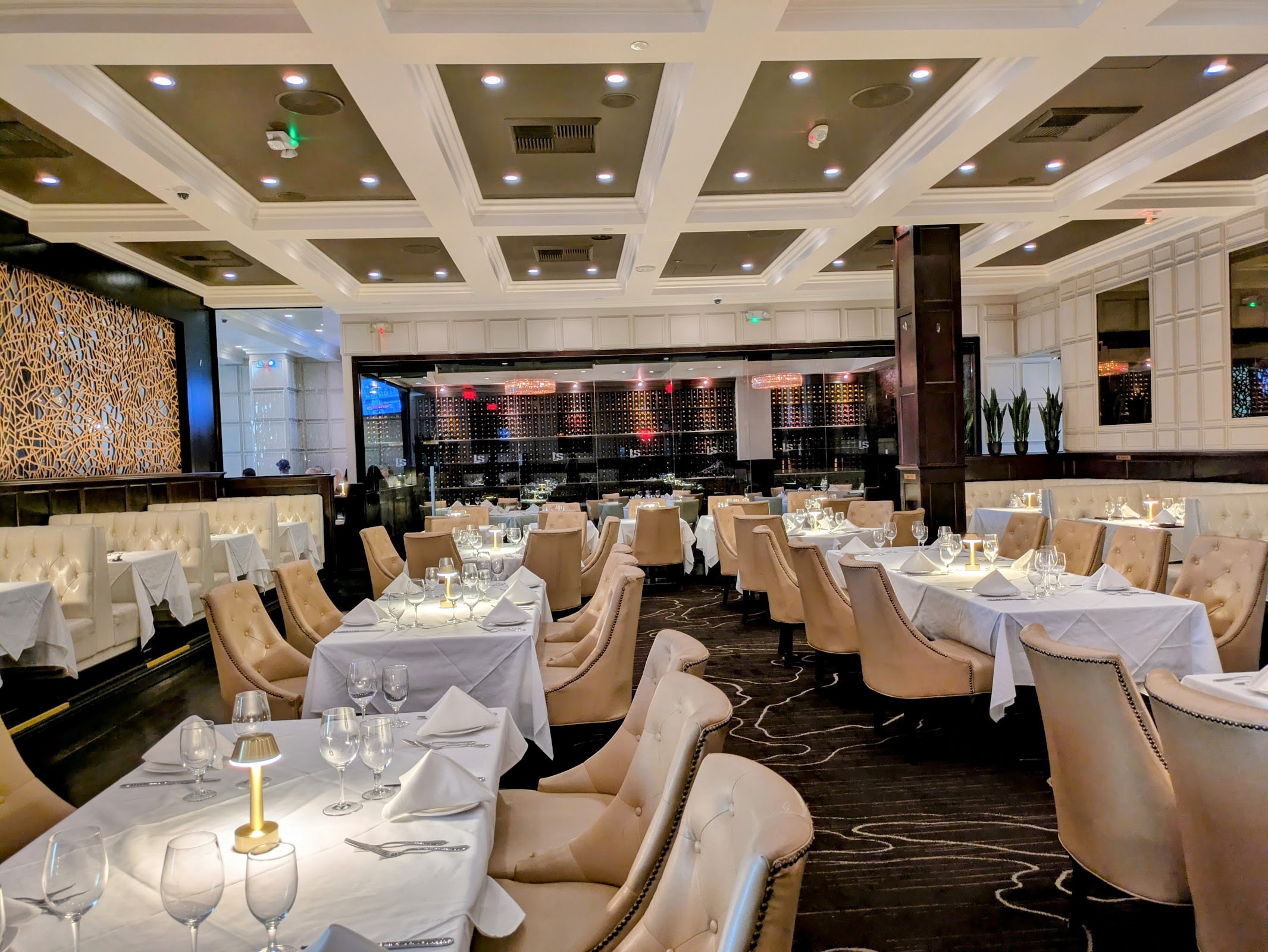 Larsen's Restaurants