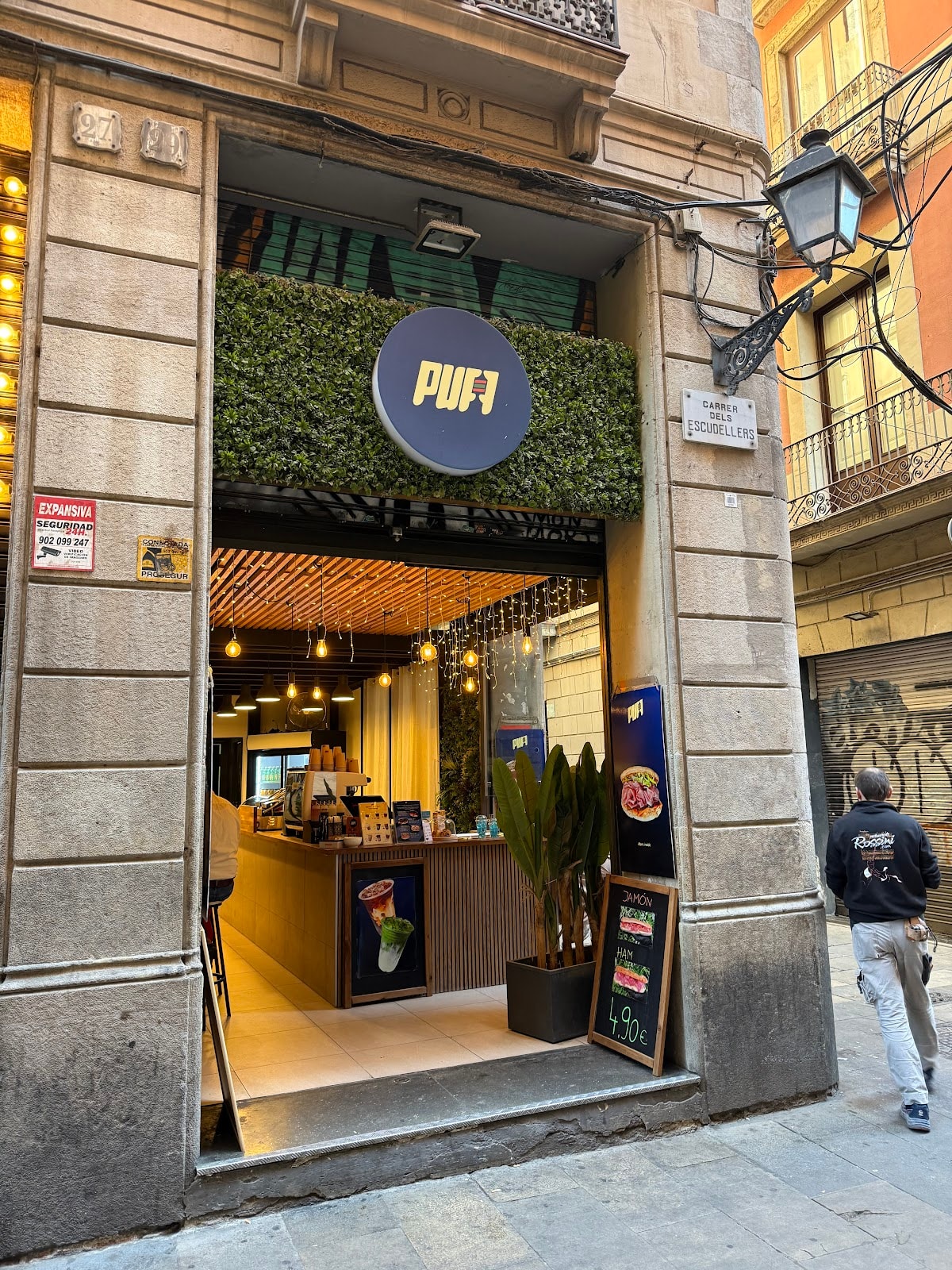 PUFF Sandwich by Martina & Vladi