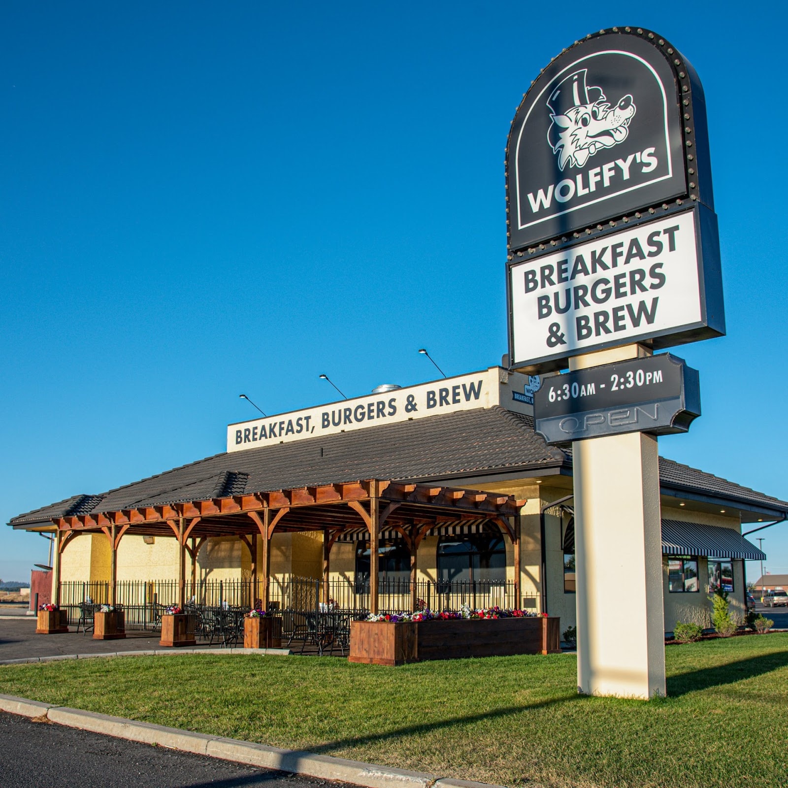 Wolffy's Breakfast Burgers and Brew