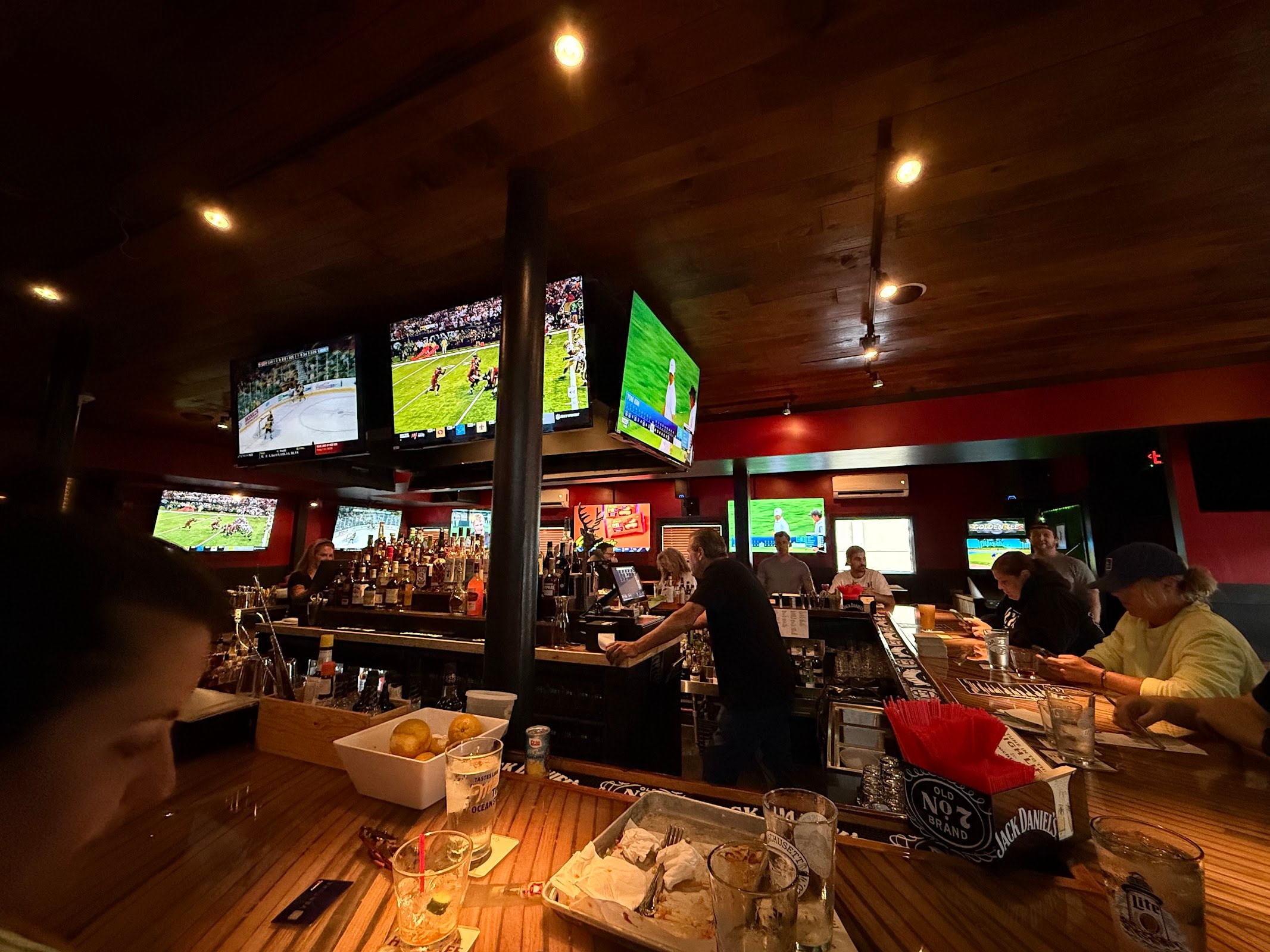 High Motor Bar & Grille
