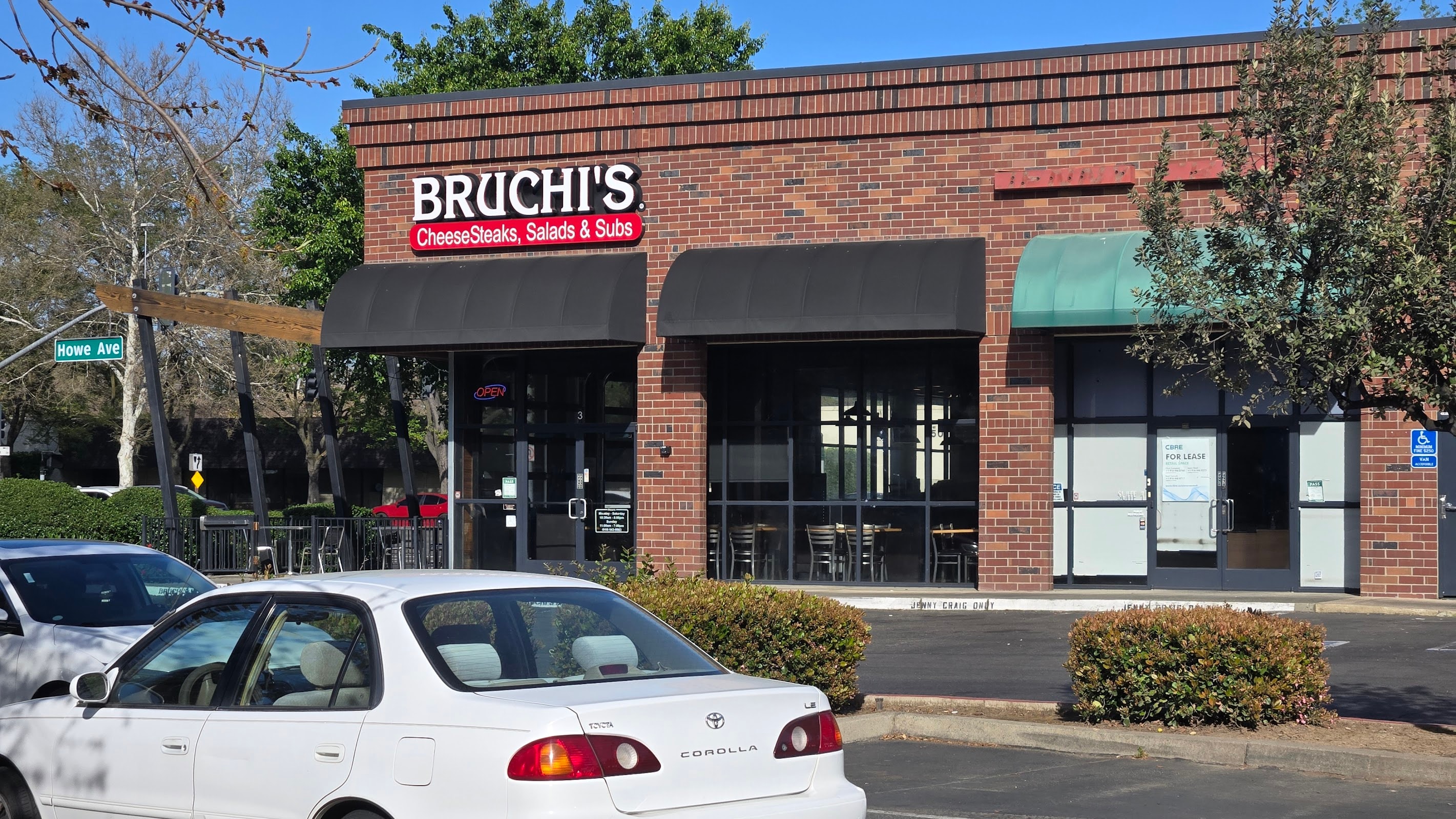 Bruchi's CheeseSteaks & Salads