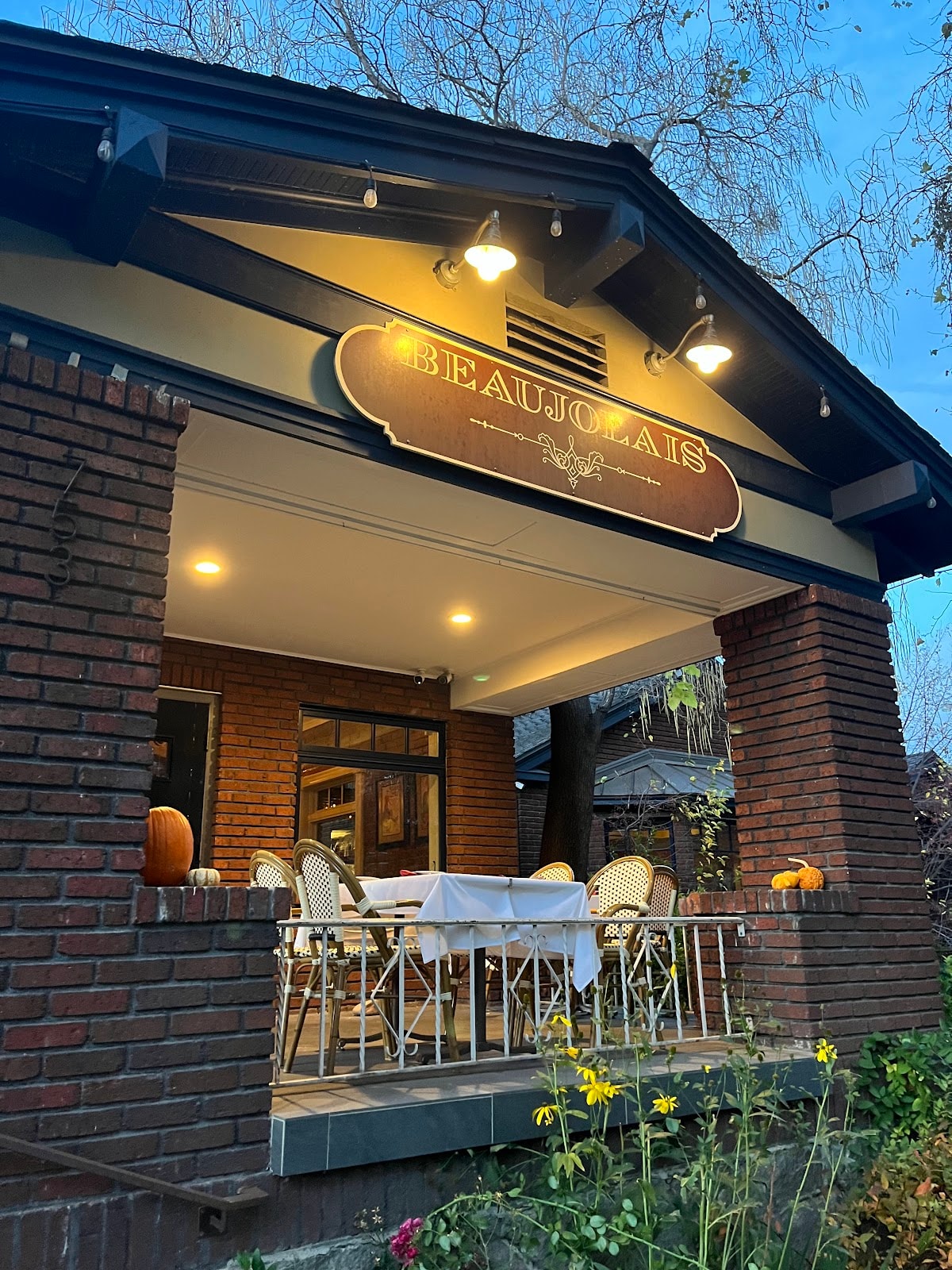 Beaujolais Bistro