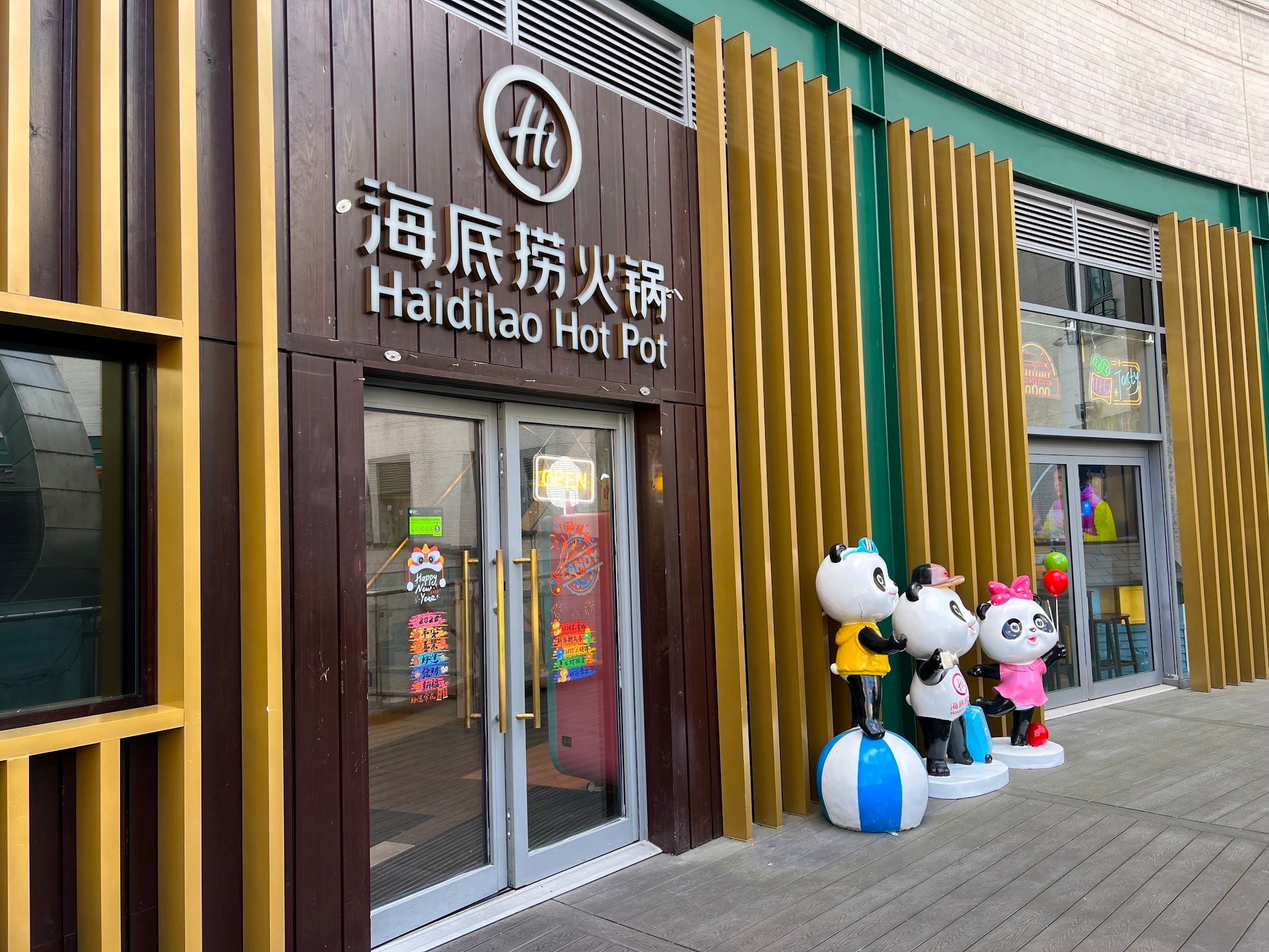 Haidilao Hot Pot Birmingham (next to St. Martin's Church)