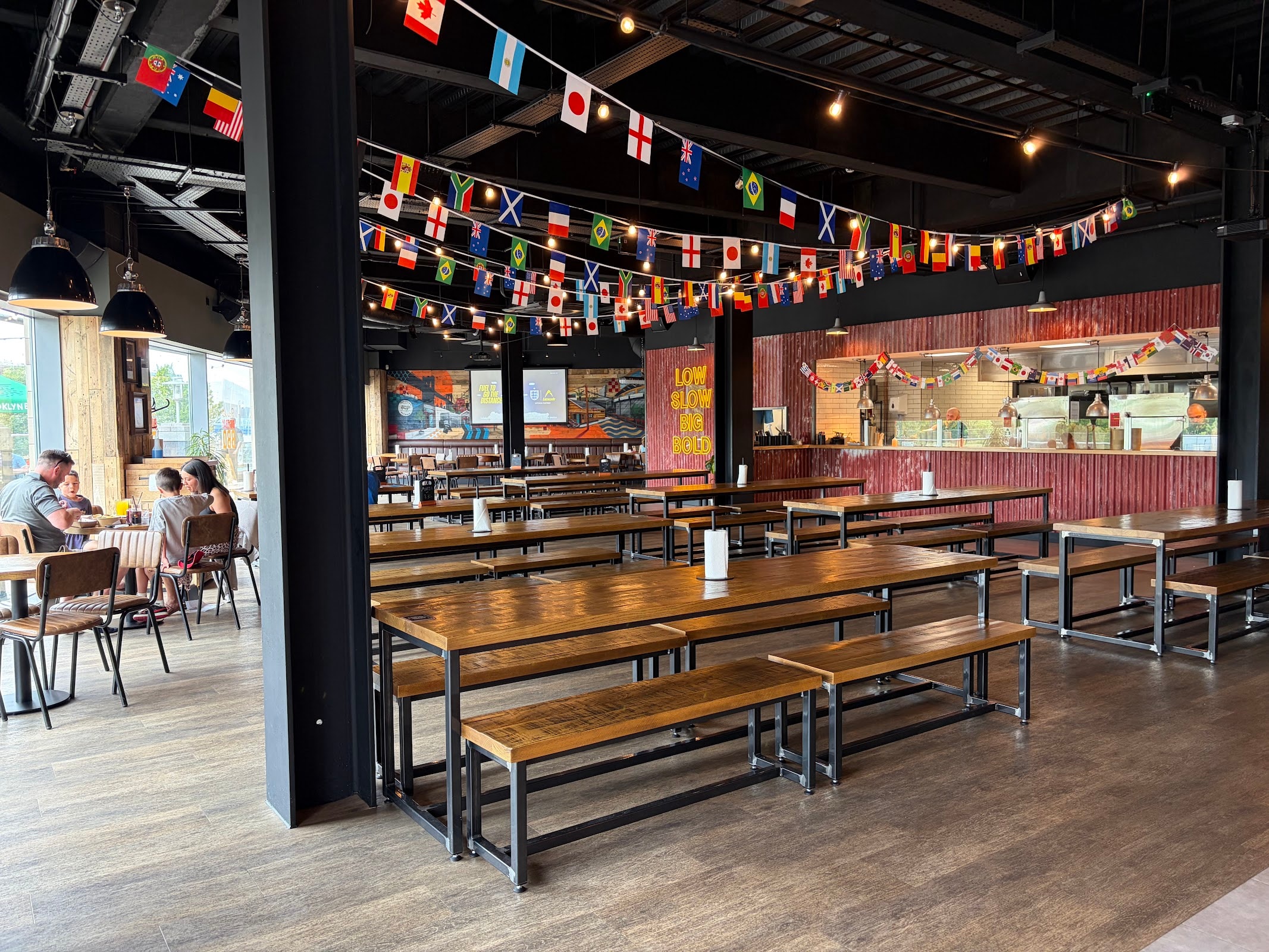 BREWSKI’S BIG TRAY BBQ