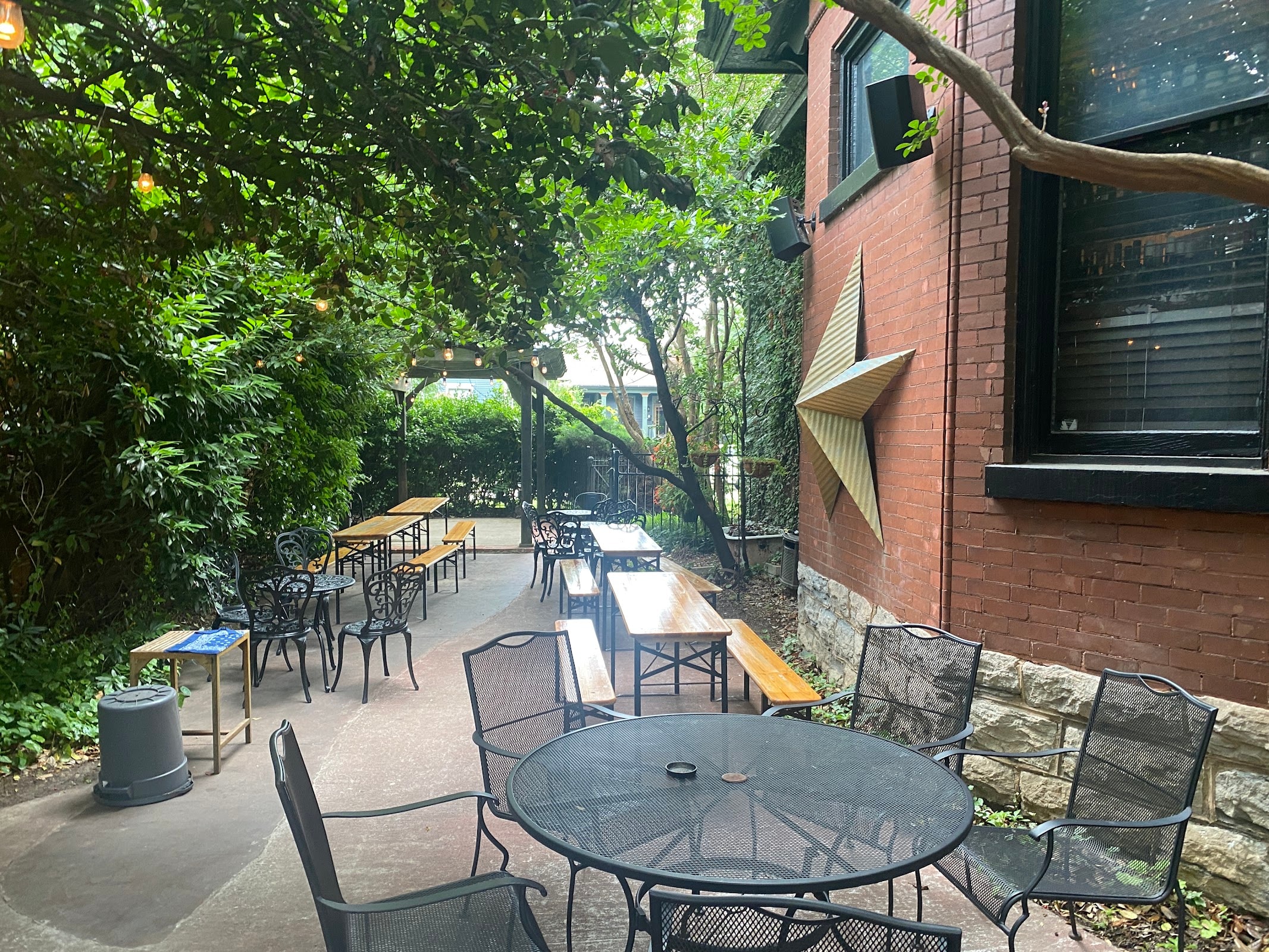 Urban Cowboy Public House