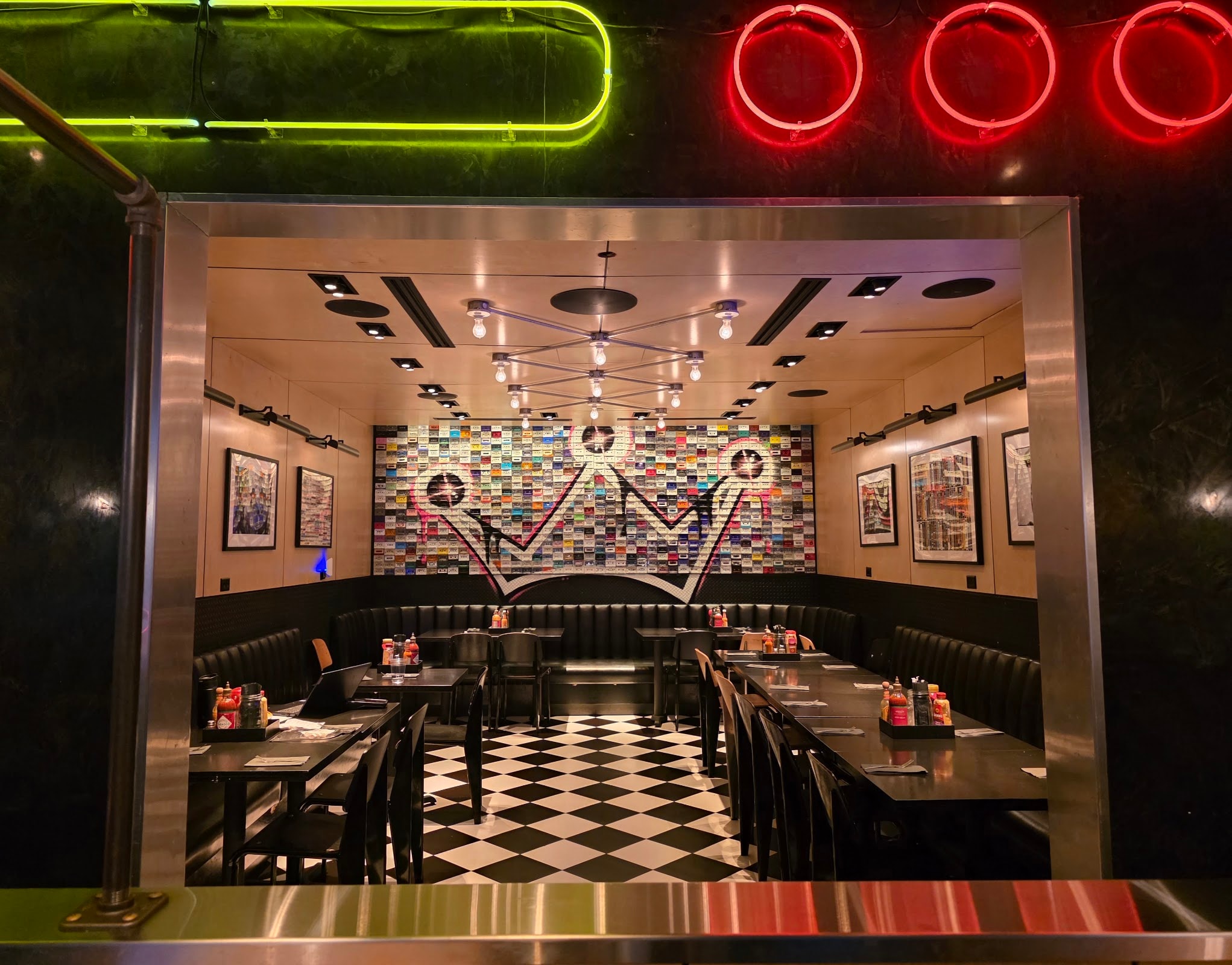 Black Tap Craft Burgers & Beer - Nashville
