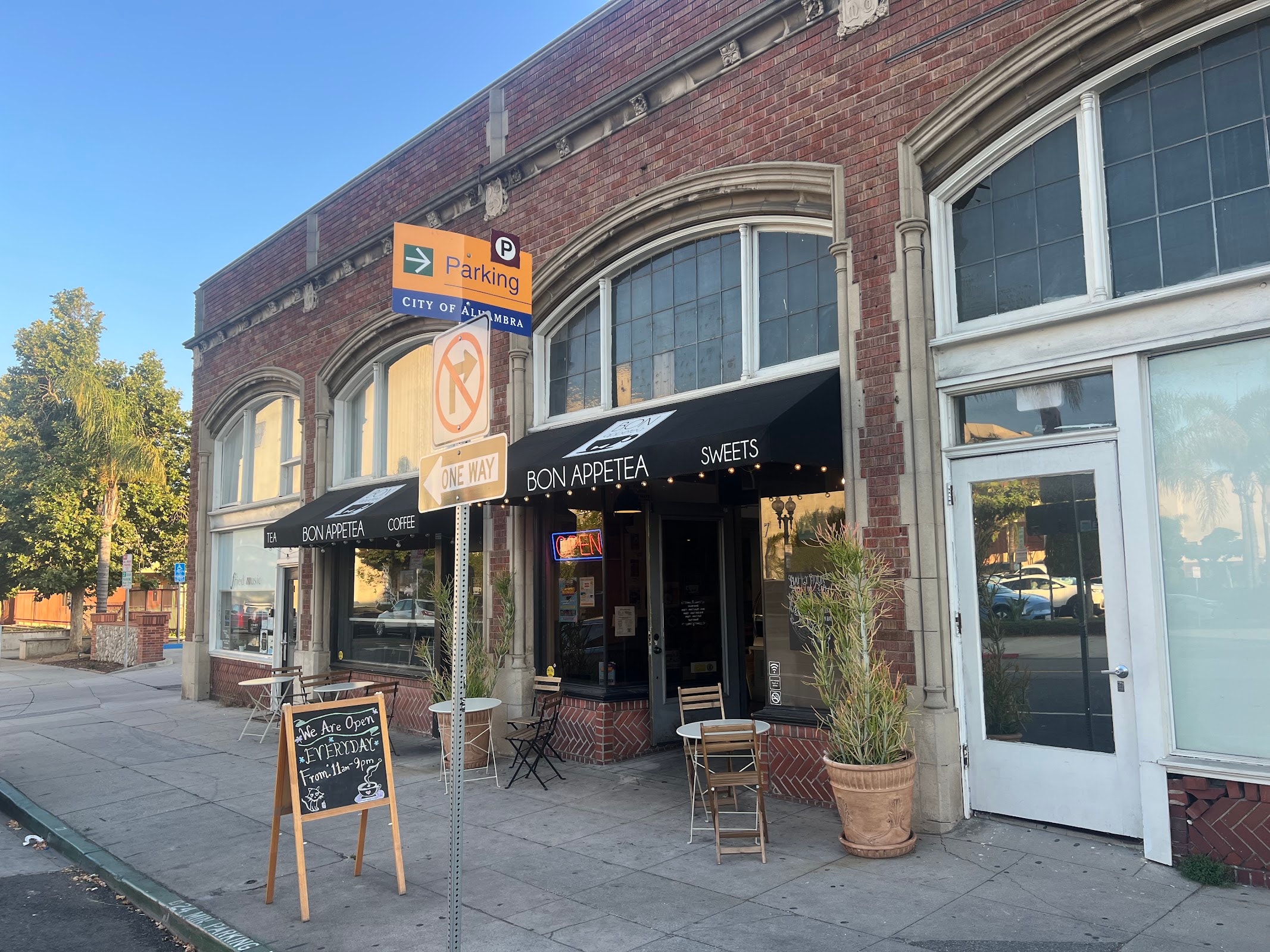 Bon Appetea Cafe - Alhambra