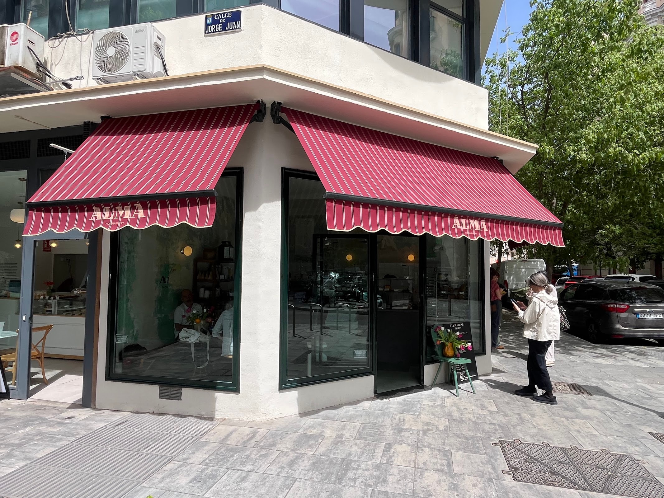 Alma Nomad Bakery