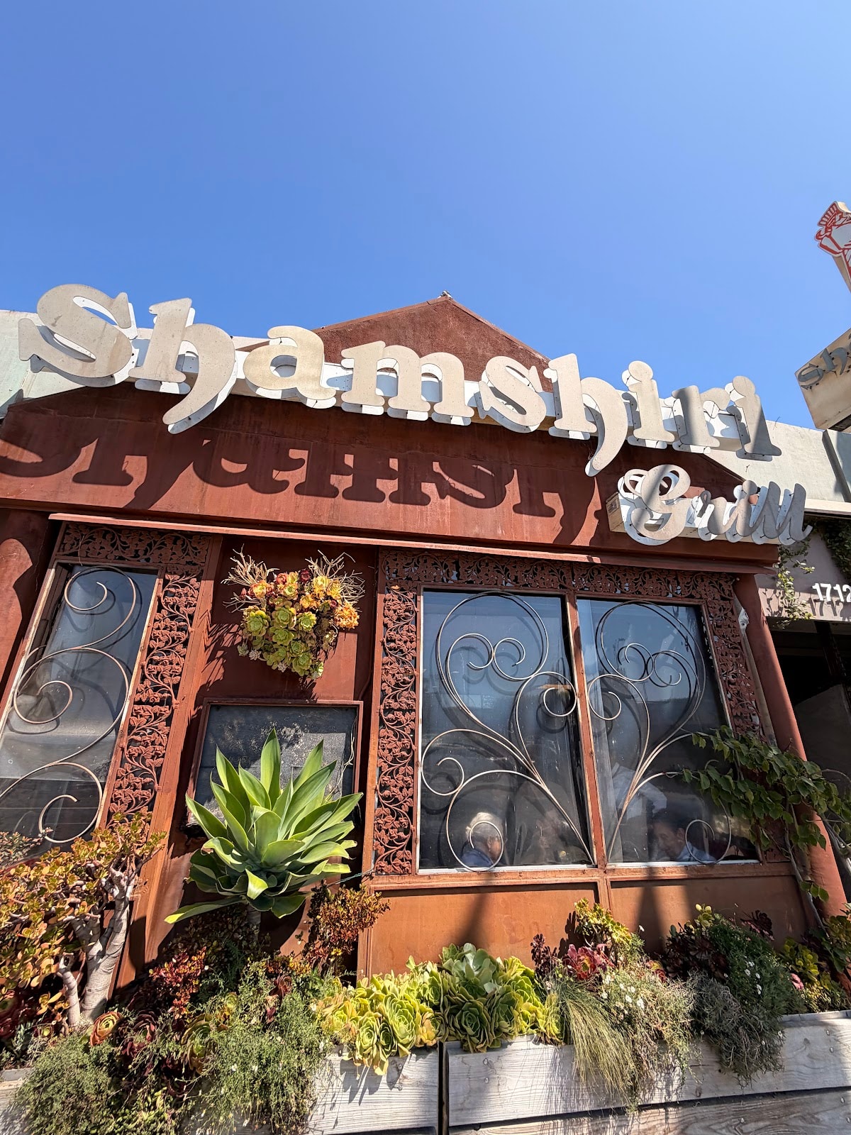 Shamshiri Grill